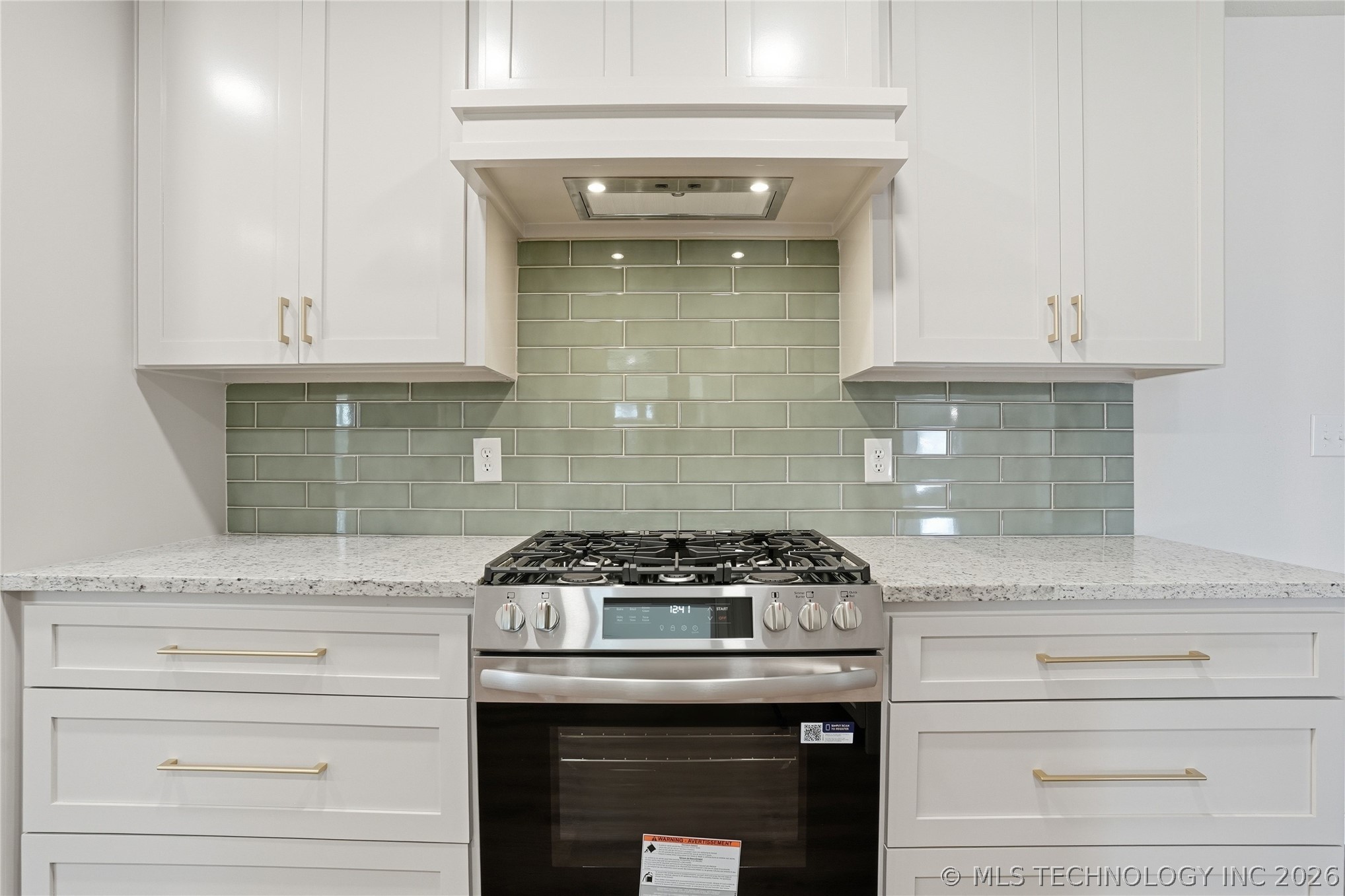 6082 E 56th Street Property Photo 8