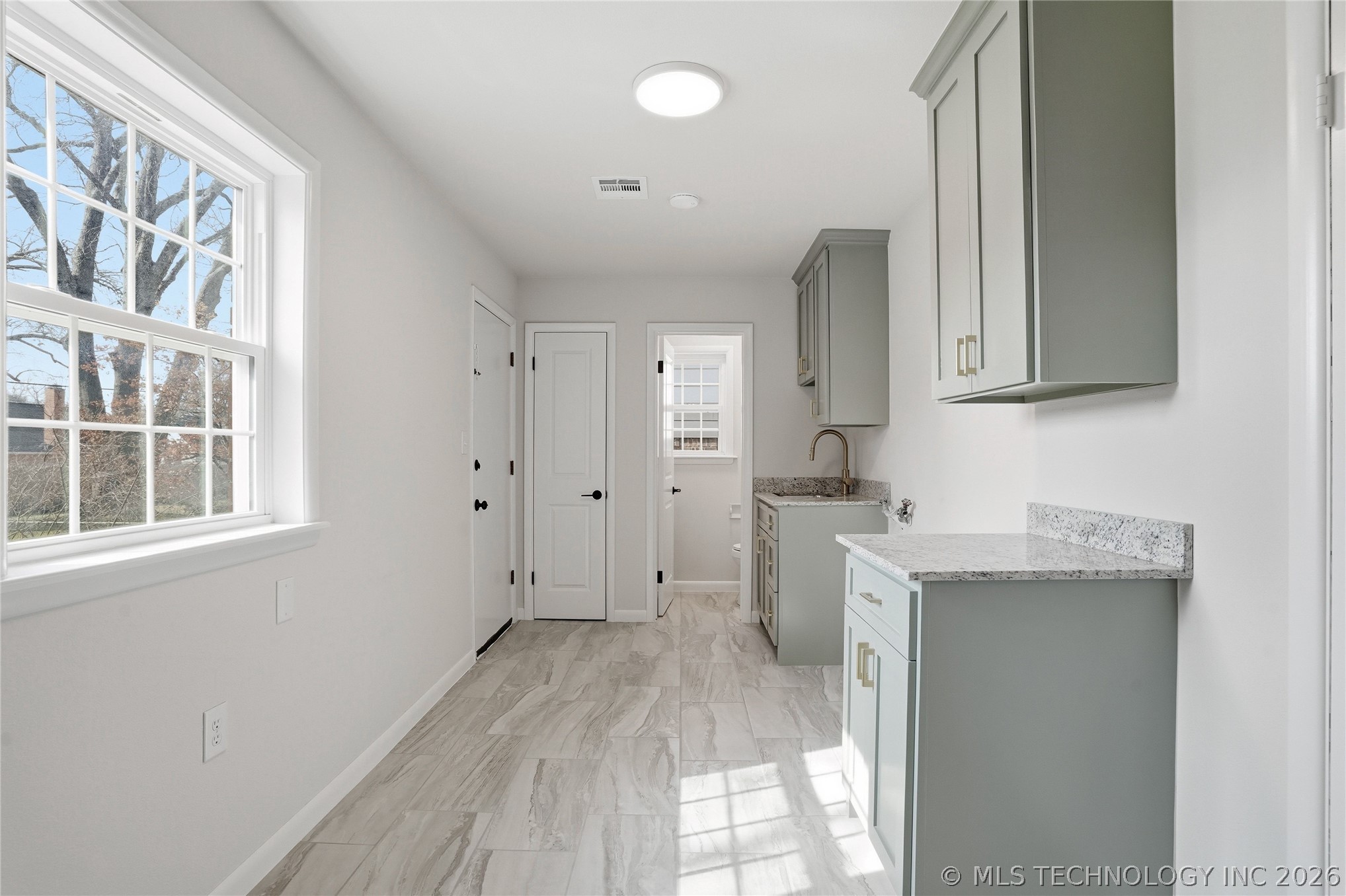 6082 E 56th Street Property Photo 30