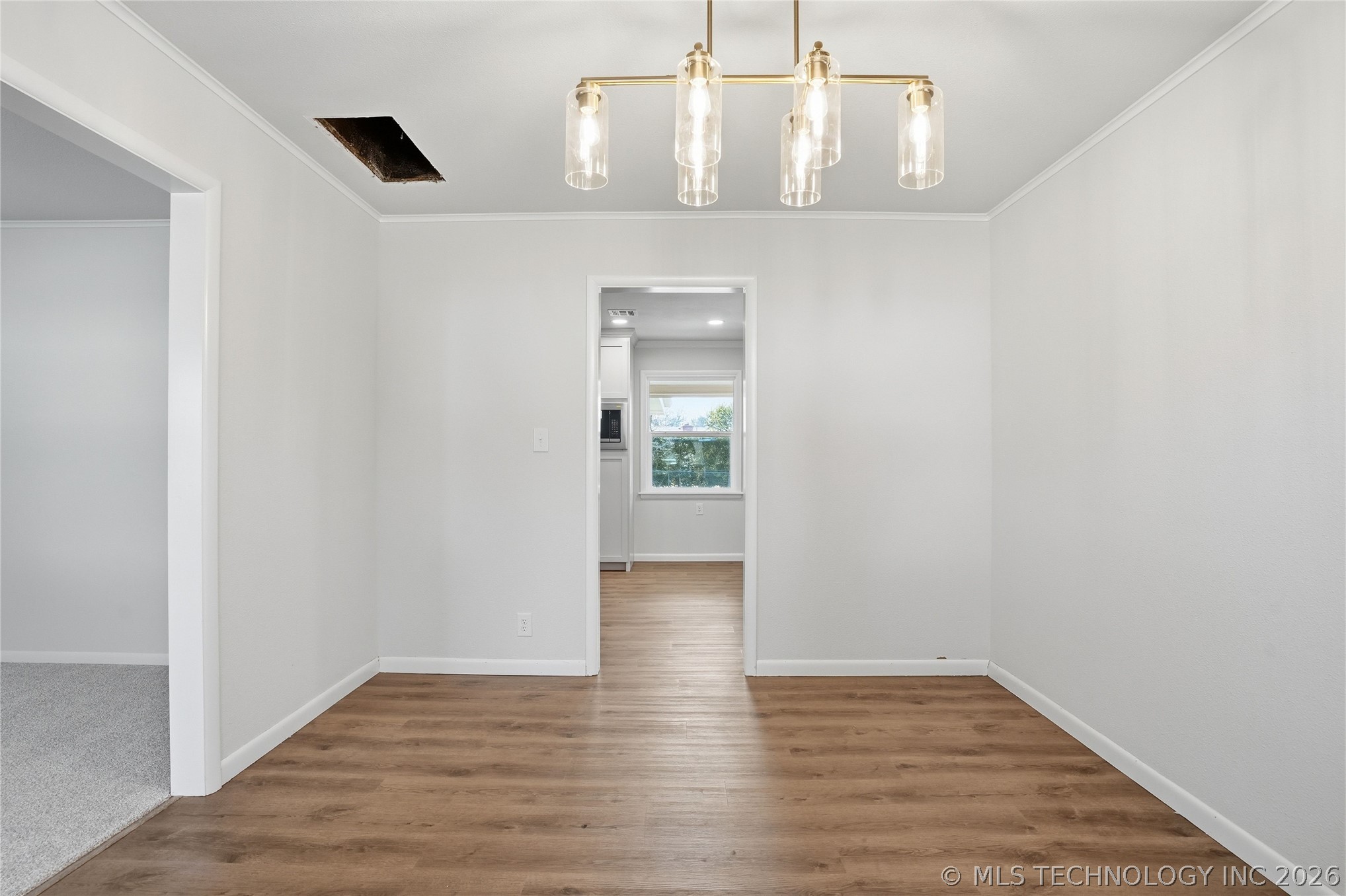 6082 E 56th Street Property Photo 33