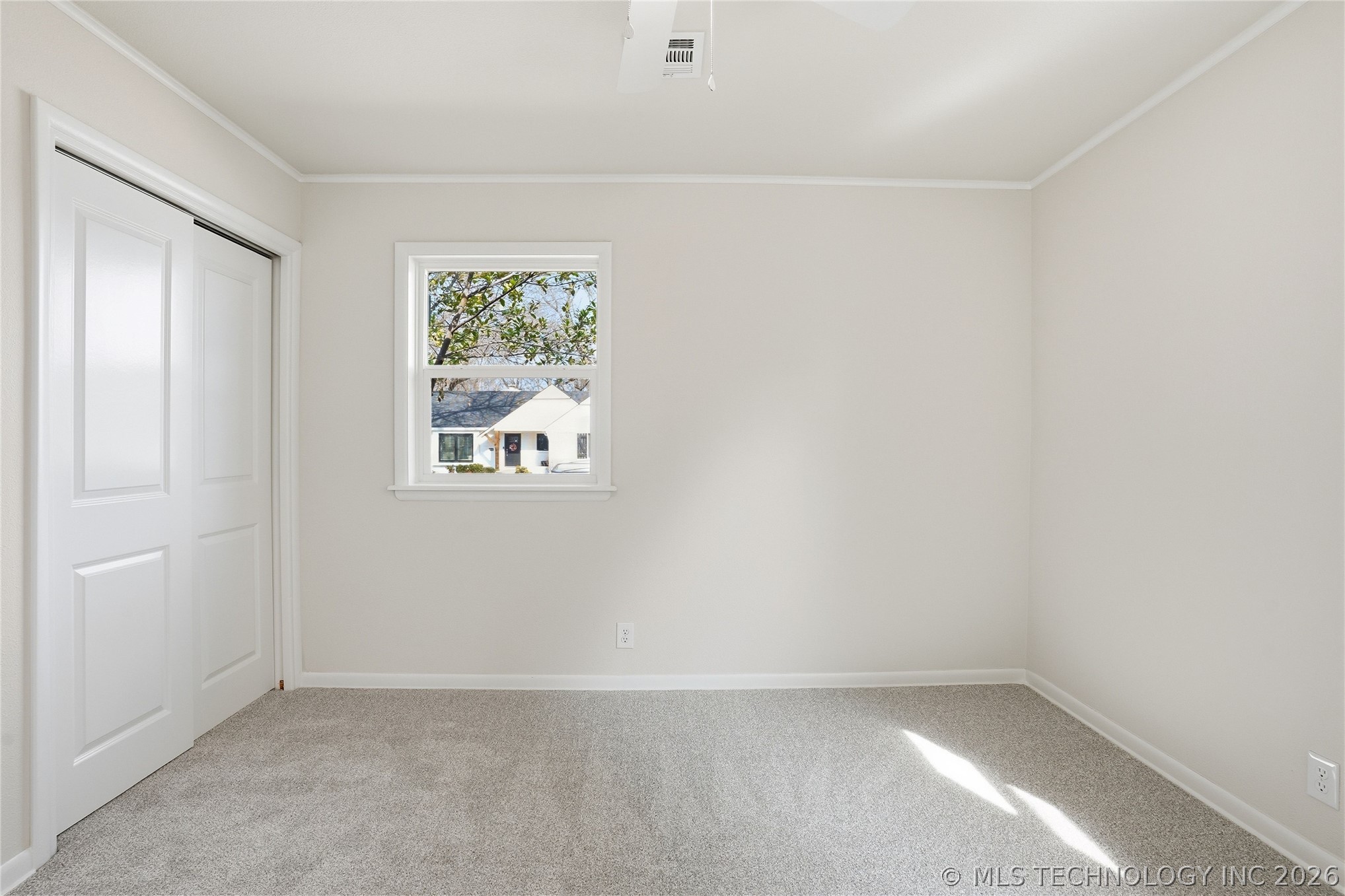 6082 E 56th Street Property Photo 39