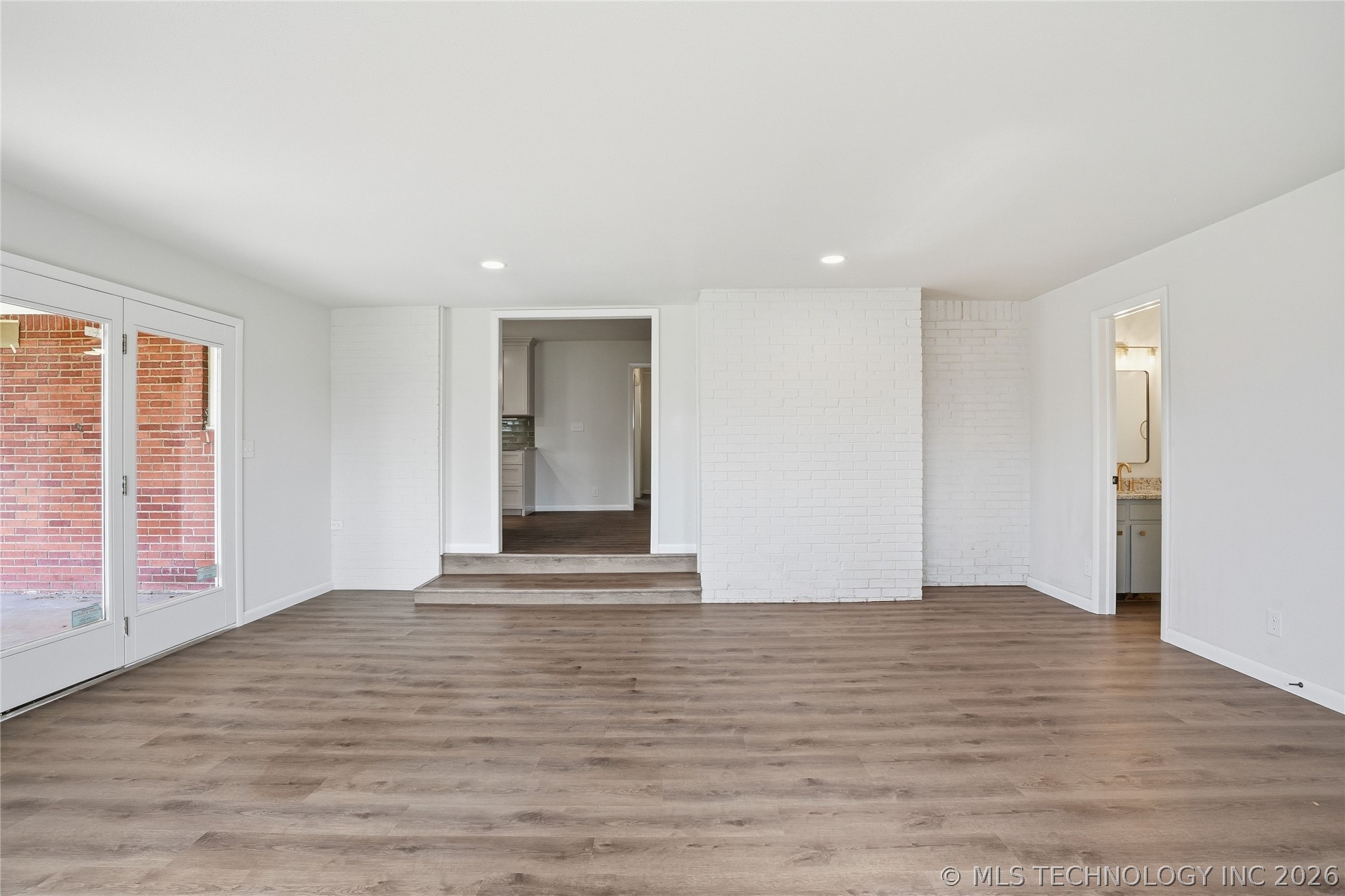 6082 E 56th Street Property Photo 41