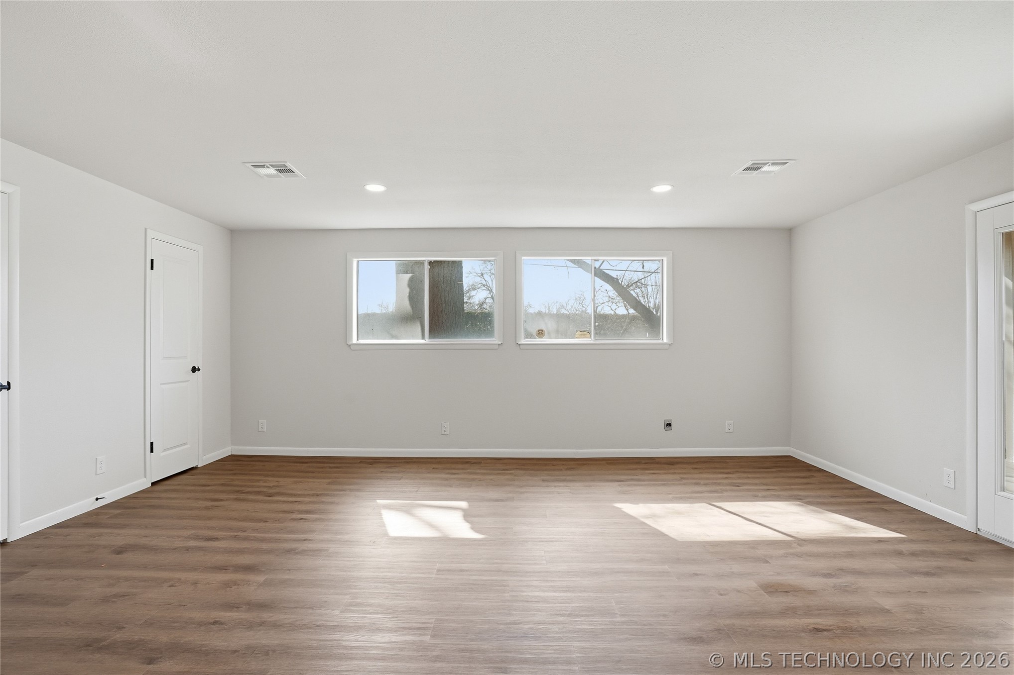 6082 E 56th Street Property Photo 43