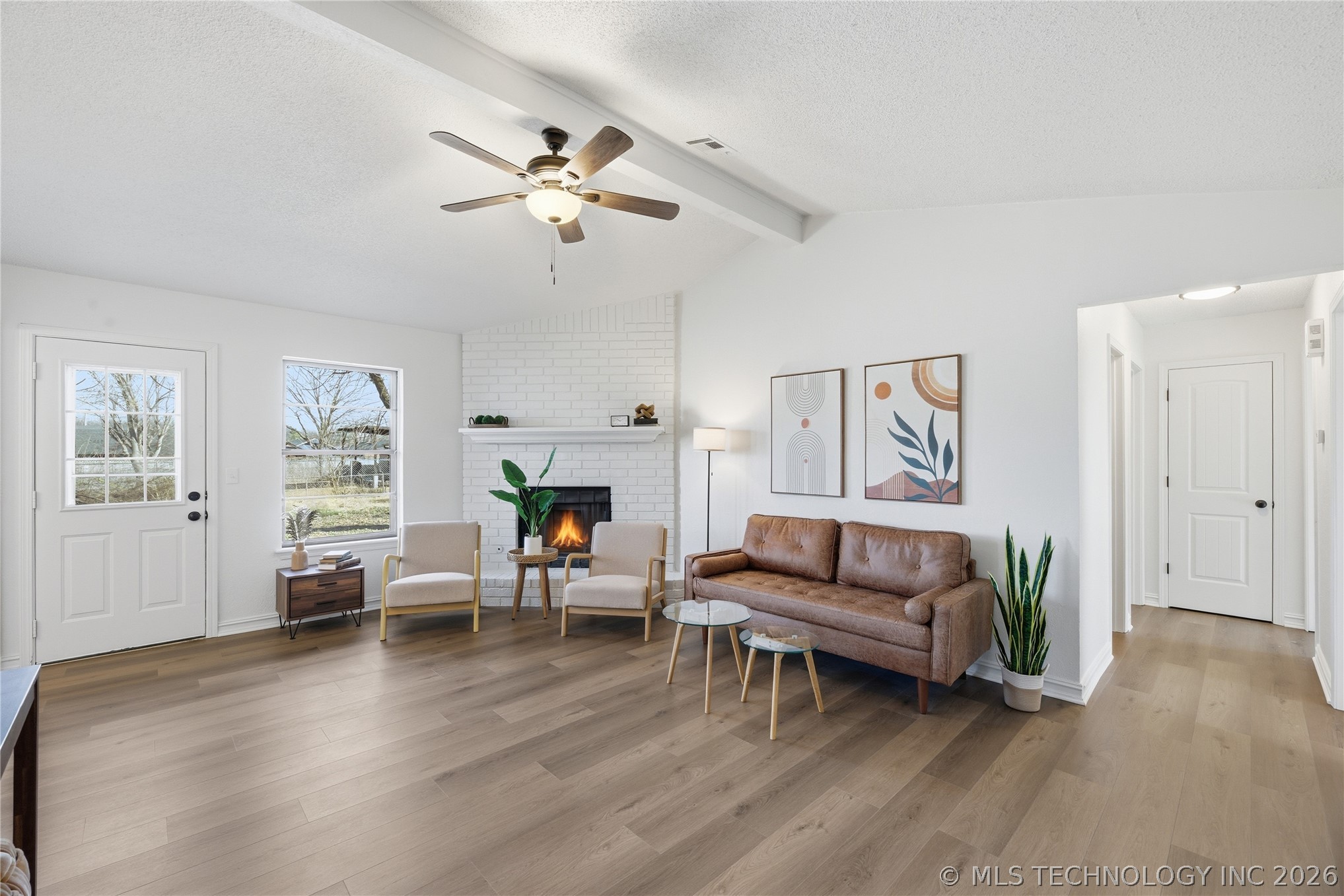 303 N Joanna Street Property Photo 3