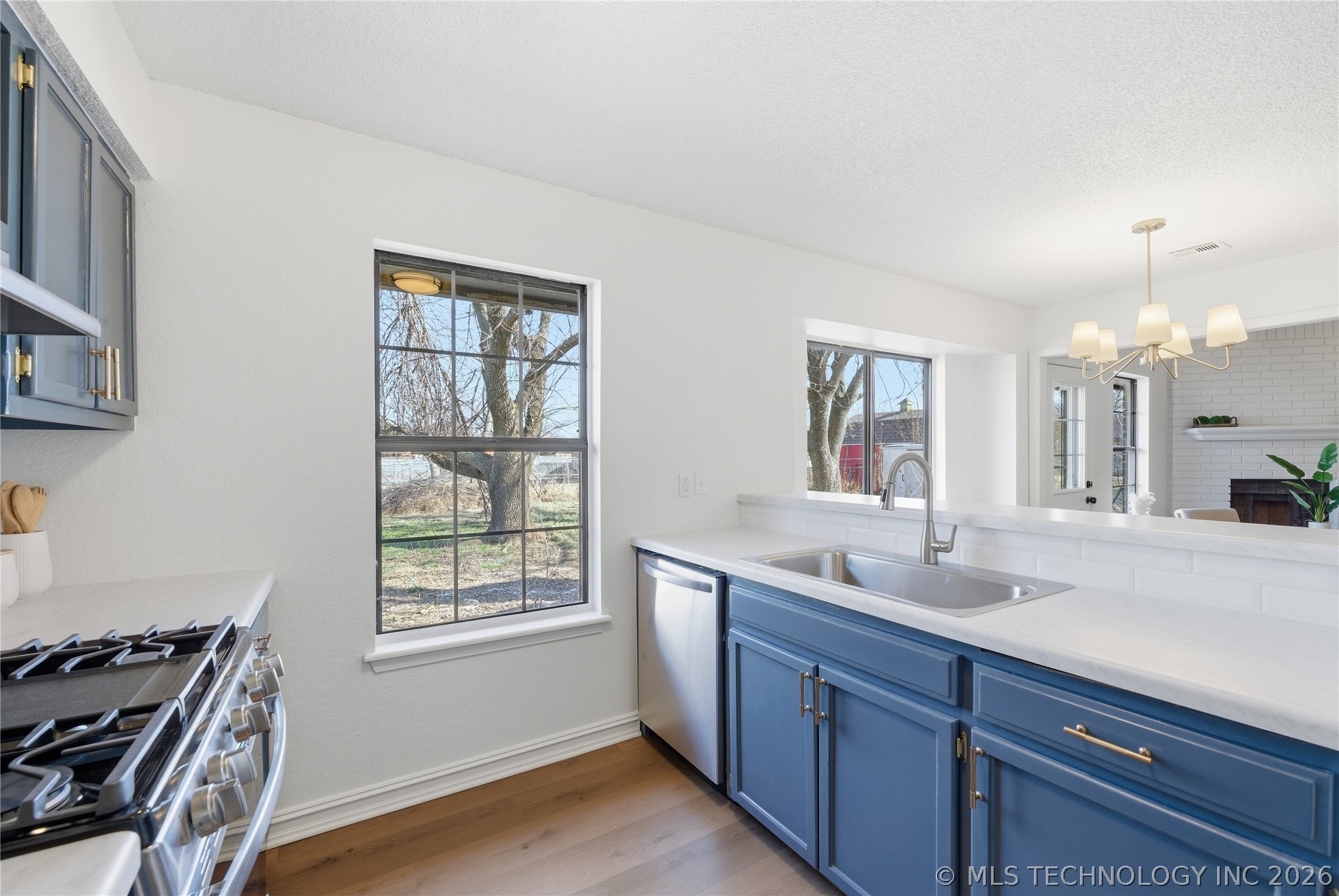 303 N Joanna Street Property Photo 10