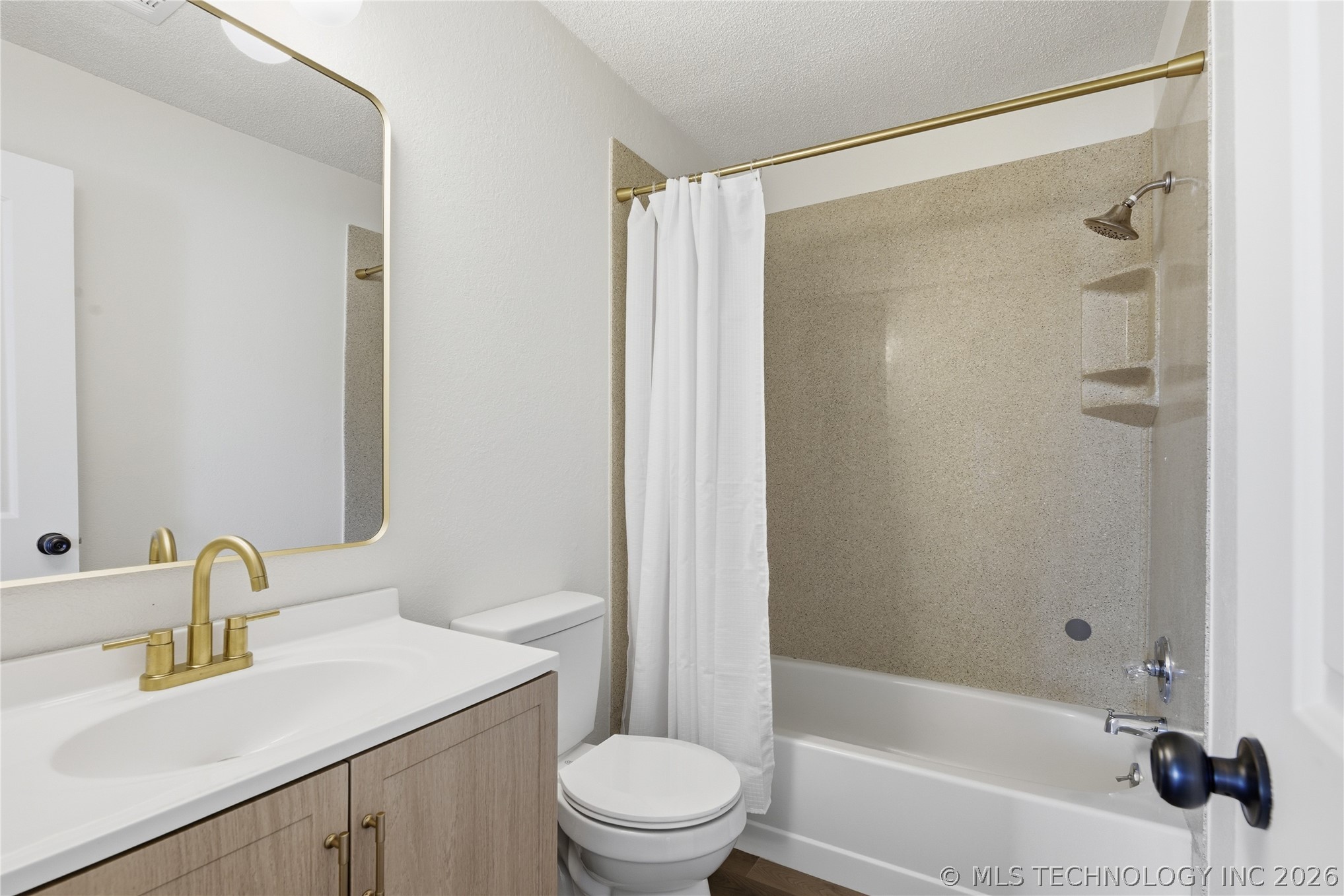 303 N Joanna Street Property Photo 15