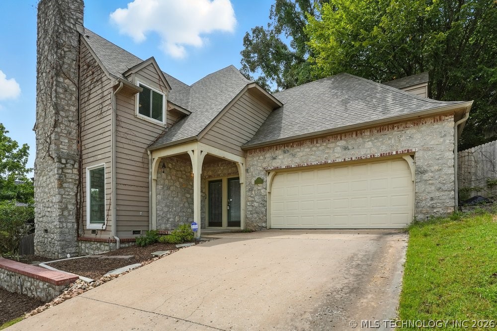 7646 S Fulton Avenue Property Photo 6