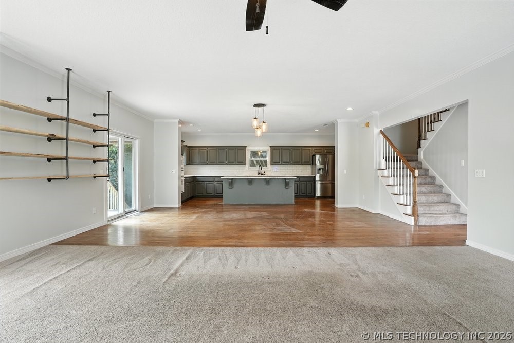 7646 S Fulton Avenue Property Photo 17