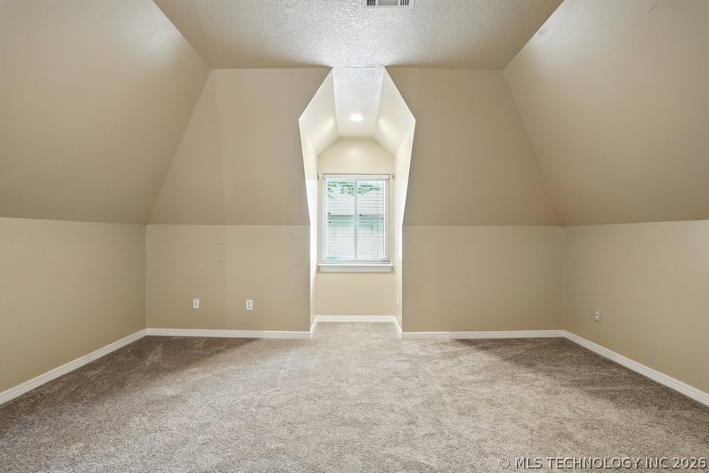 7646 S Fulton Avenue Property Photo 31