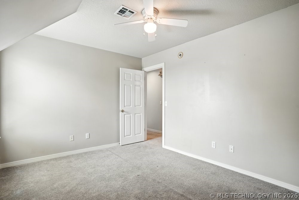 7646 S Fulton Avenue Property Photo 37