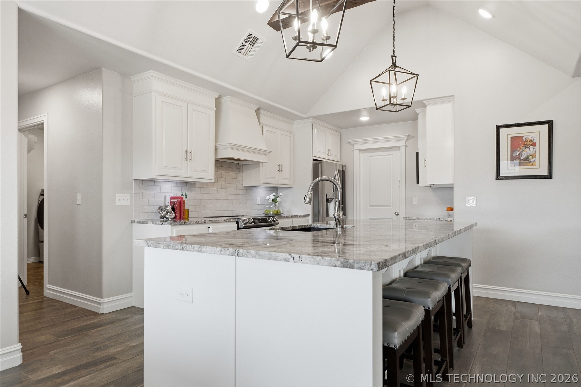 14128 N 70th East Avenue Property Photo 3