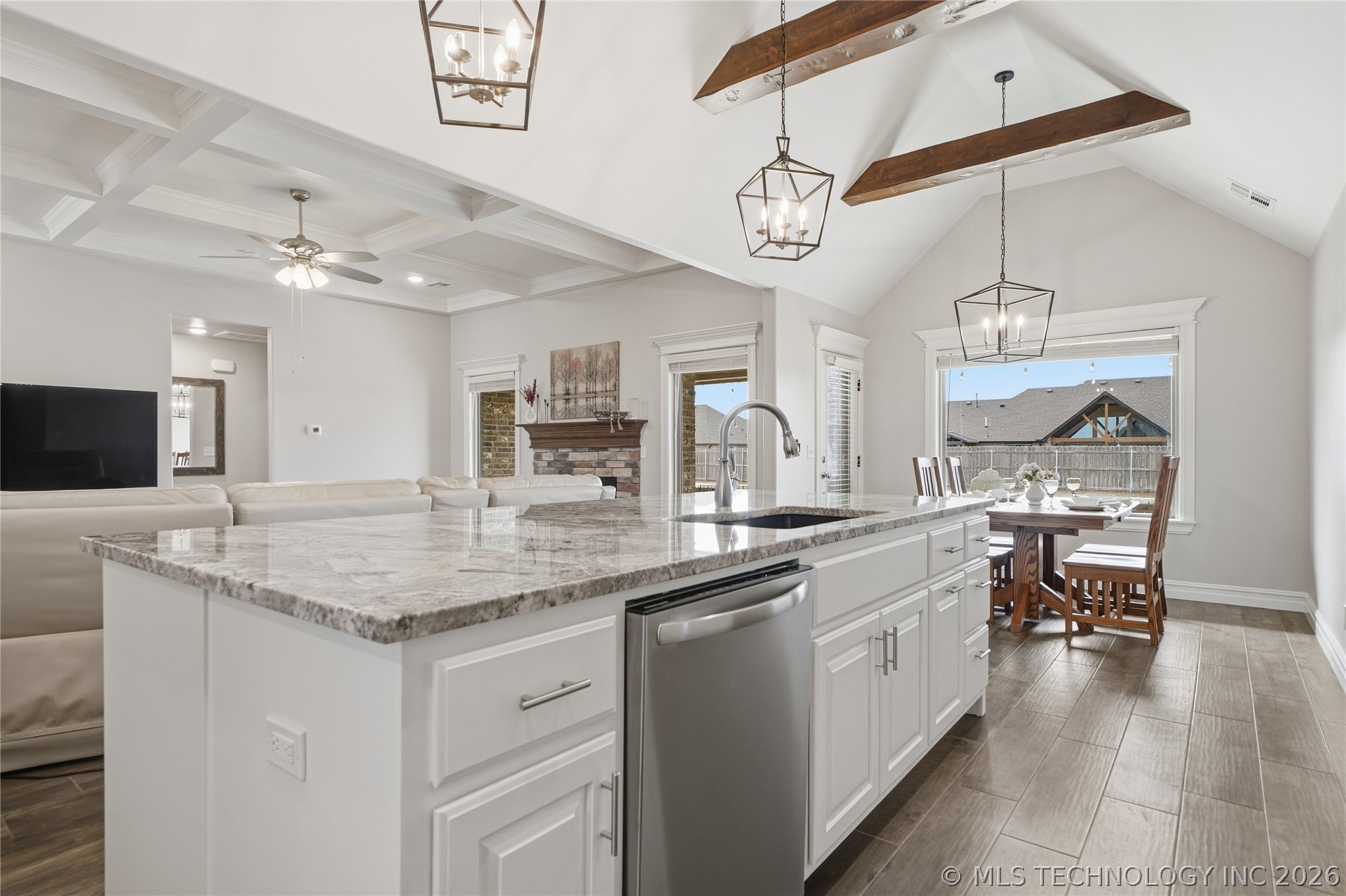 14128 N 70th East Avenue Property Photo 15