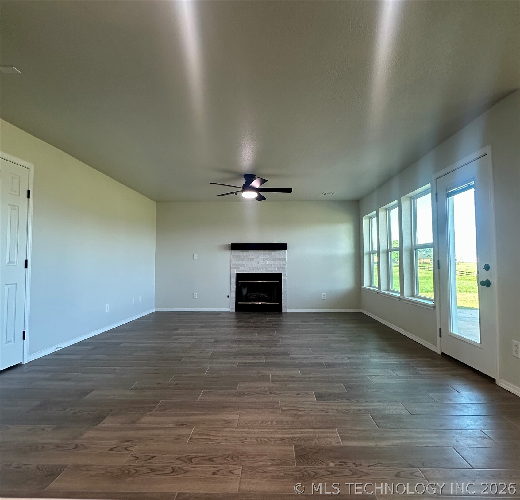 26530 E 710 Road Property Photo 6