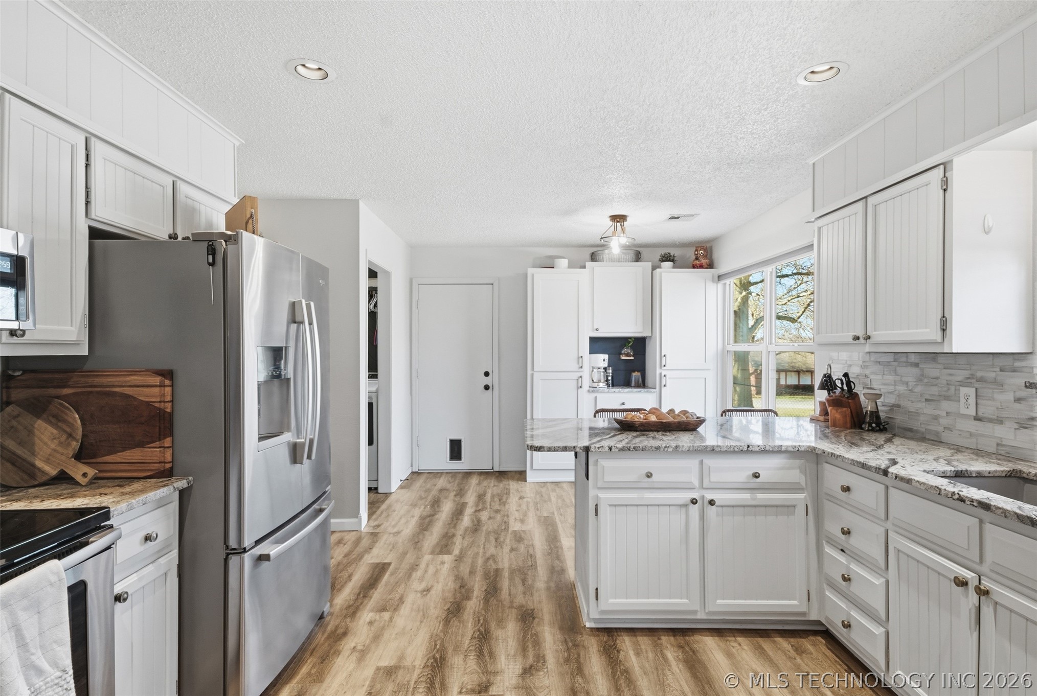 15519 S 298th East Avenue Property Photo 10