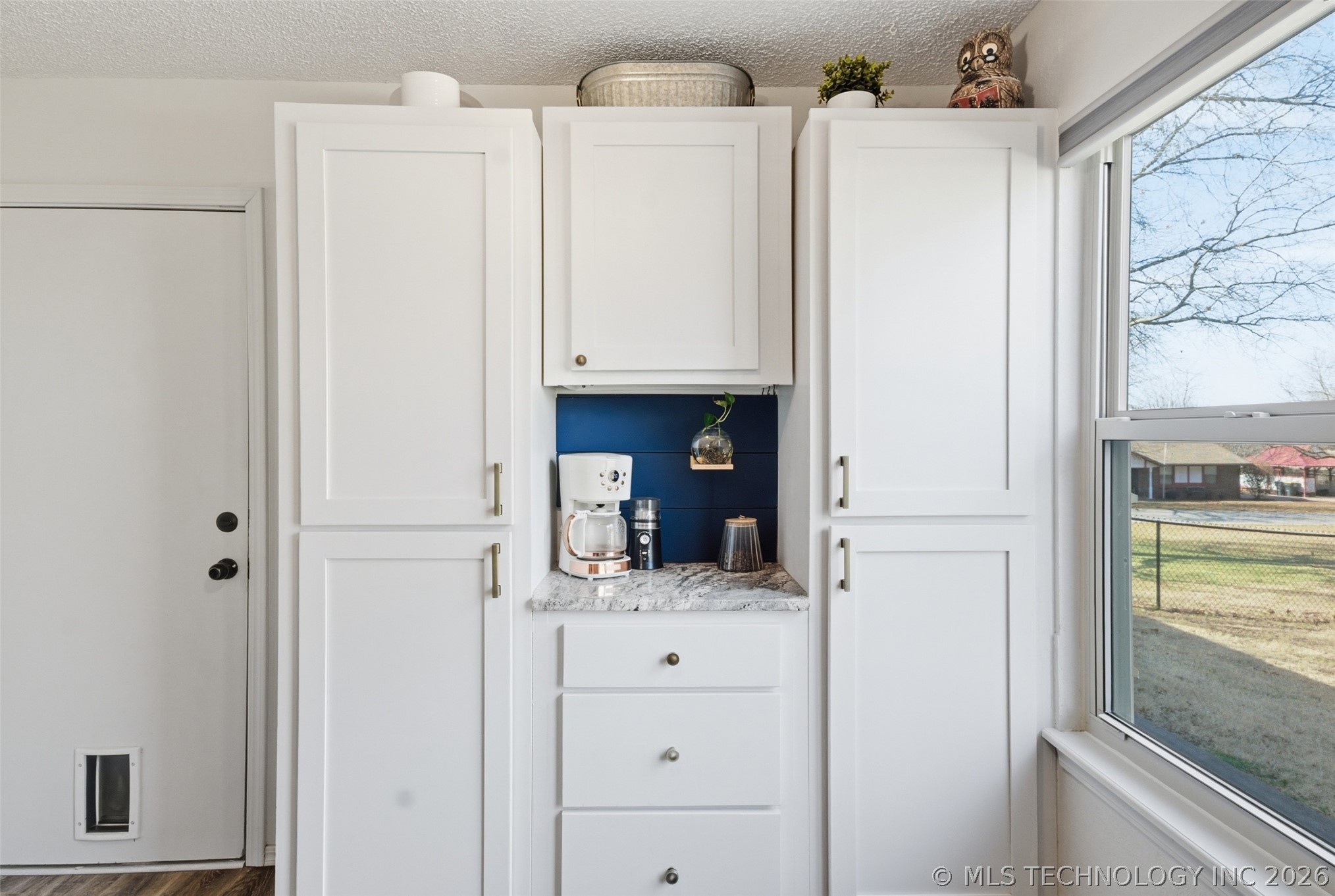 15519 S 298th East Avenue Property Photo 12