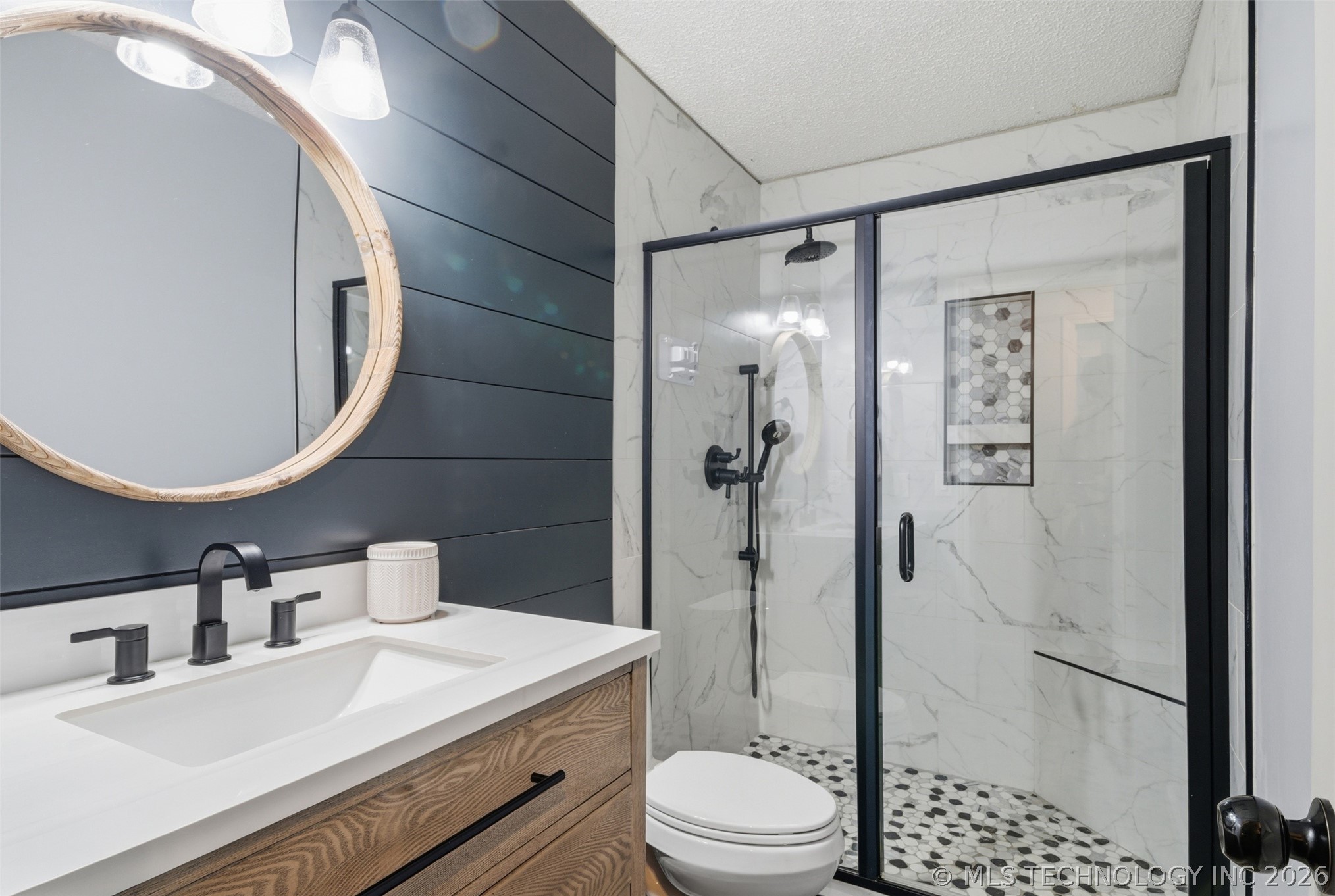 15519 S 298th East Avenue Property Photo 22