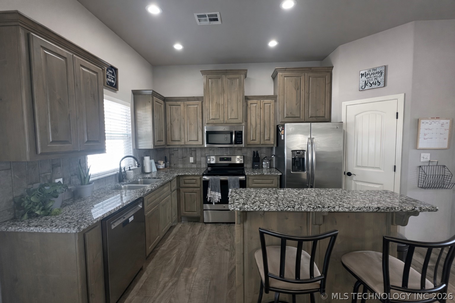 1201 Emily Lane Property Photo 3