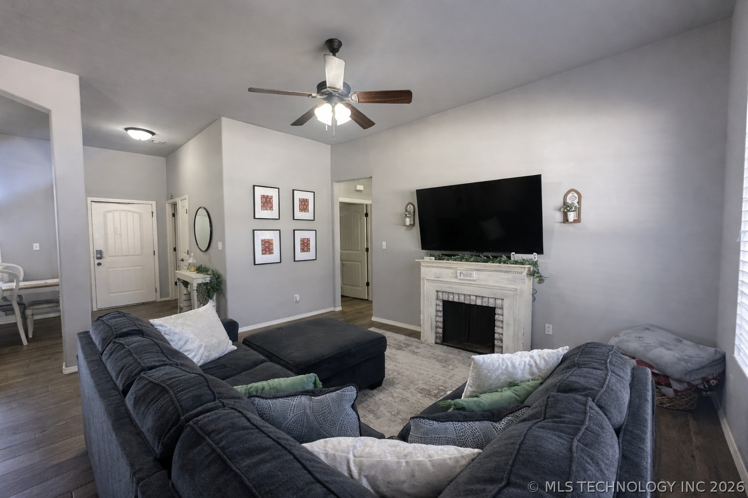 1201 Emily Lane Property Photo 4