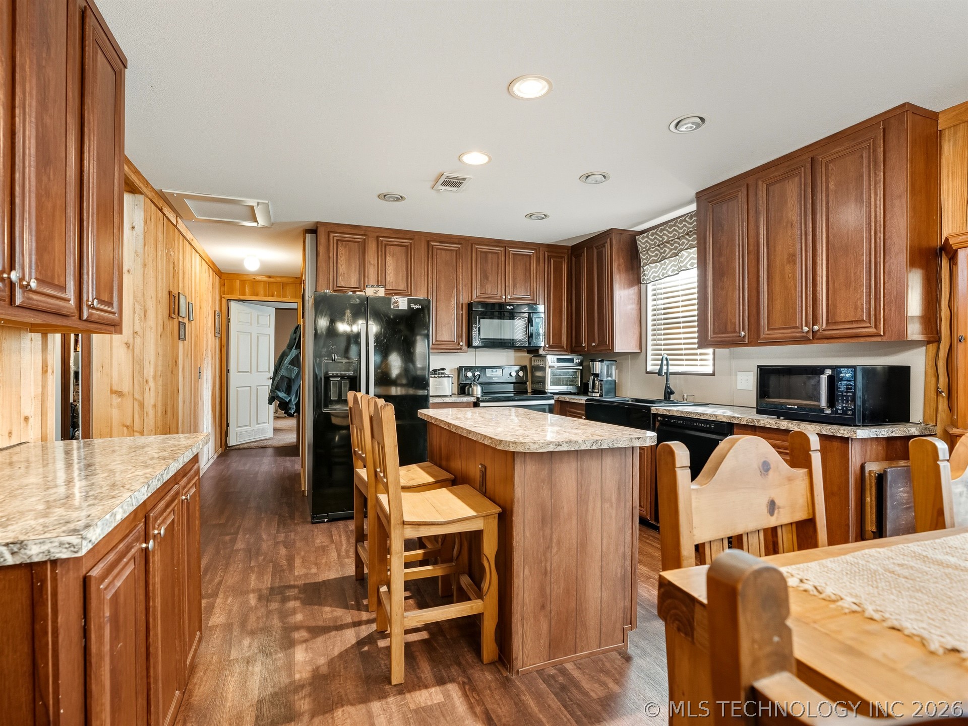 22295 E County Road 3499 Property Photo 12