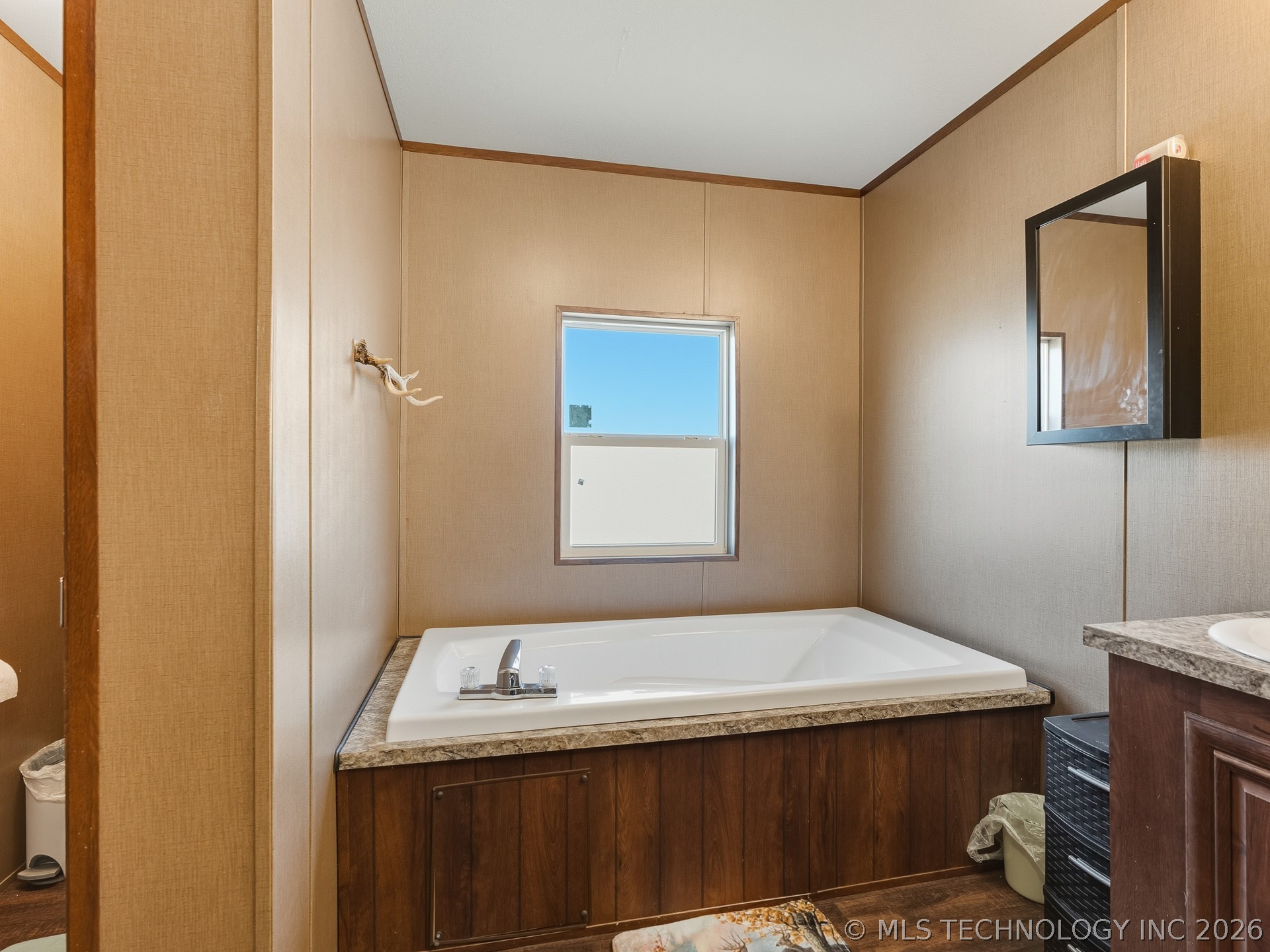 22295 E County Road 3499 Property Photo 23