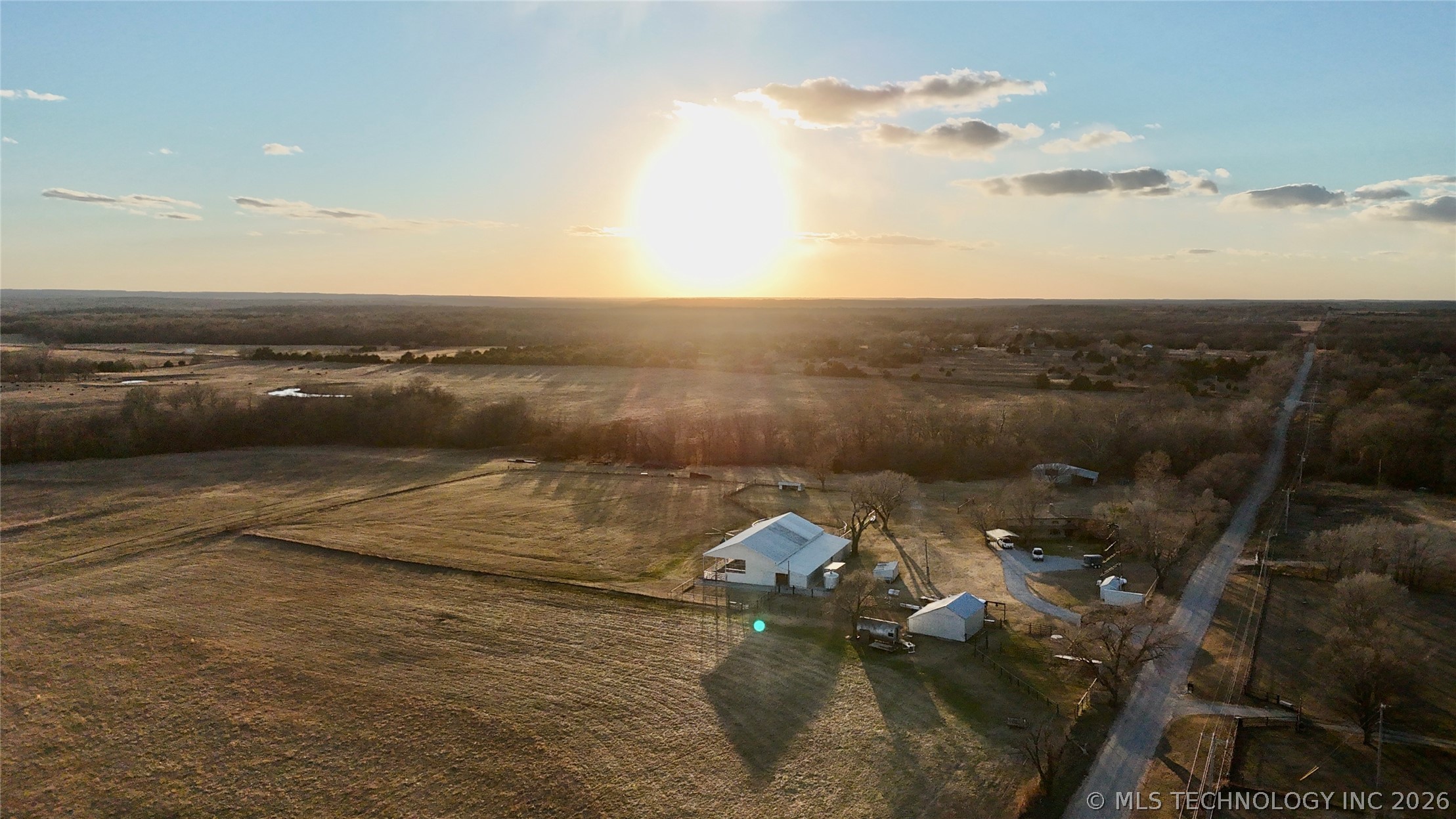 42900 W 11th Street Property Photo 1