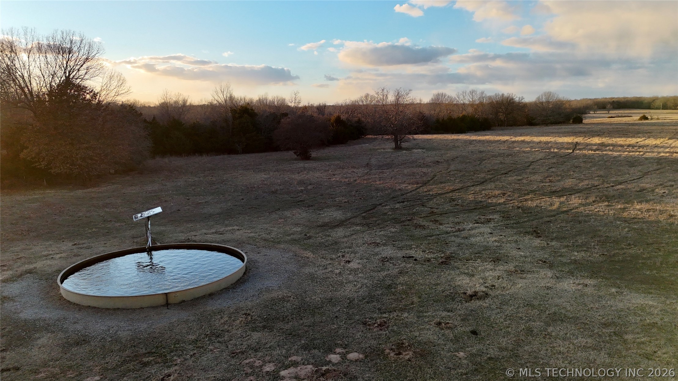 42900 W 11th Street Property Photo 4