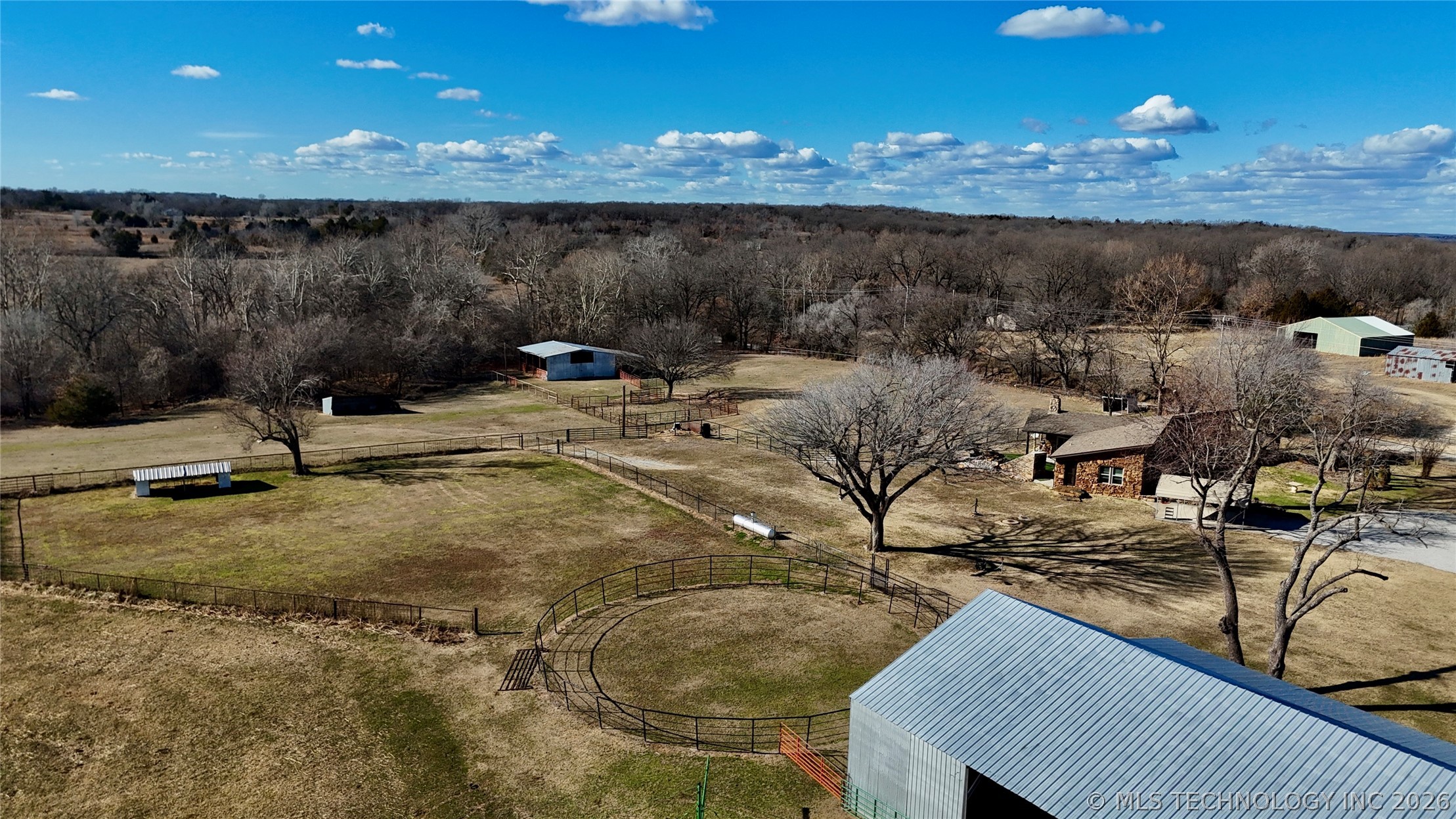 42900 W 11th Street Property Photo 12