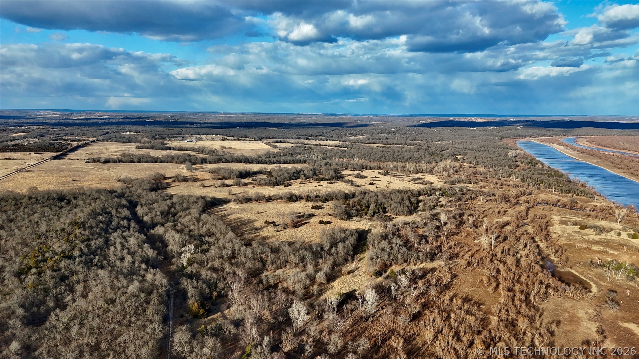 42900 W 11th Street Property Photo 18