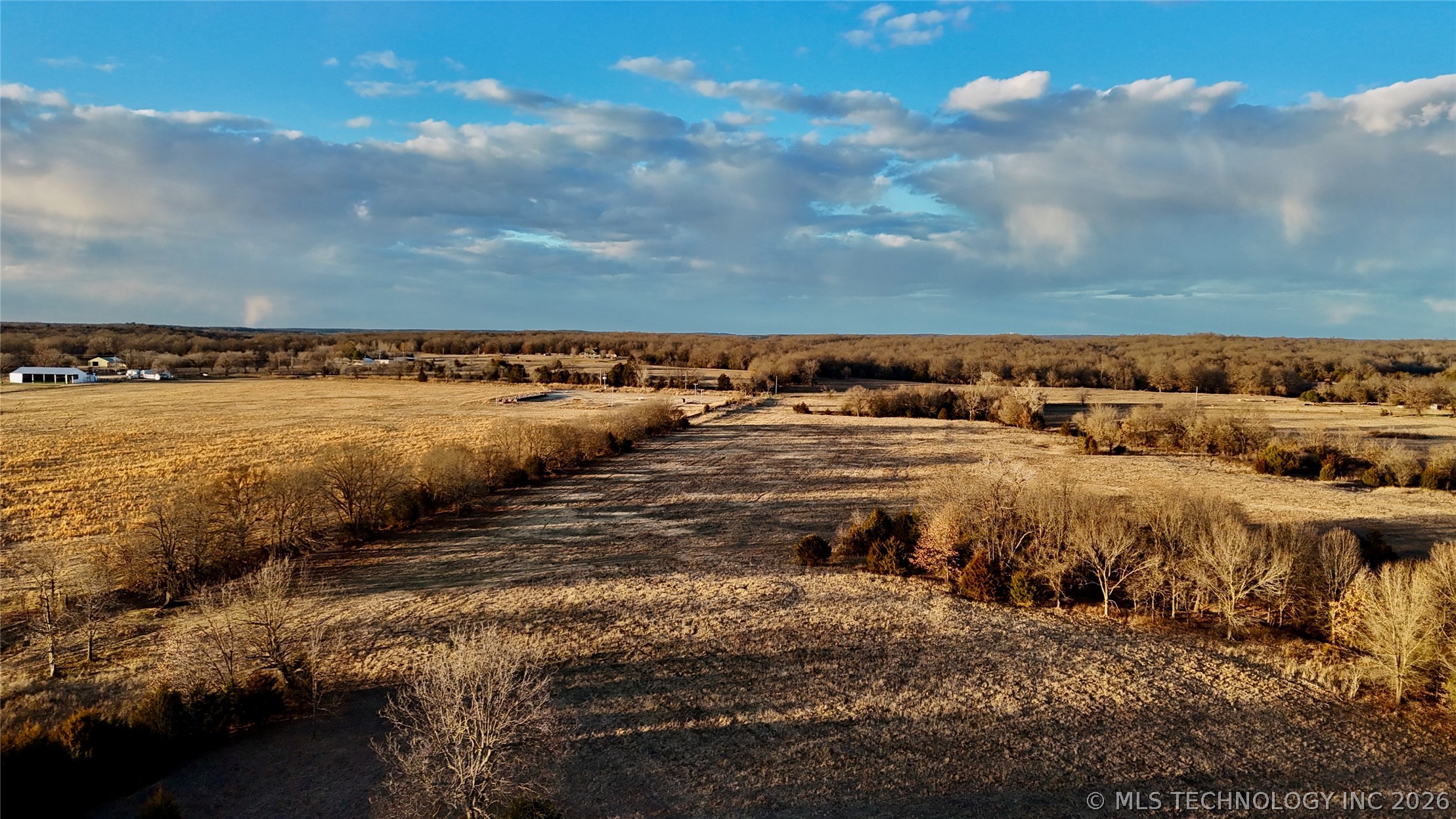 42900 W 11th Street Property Photo 25