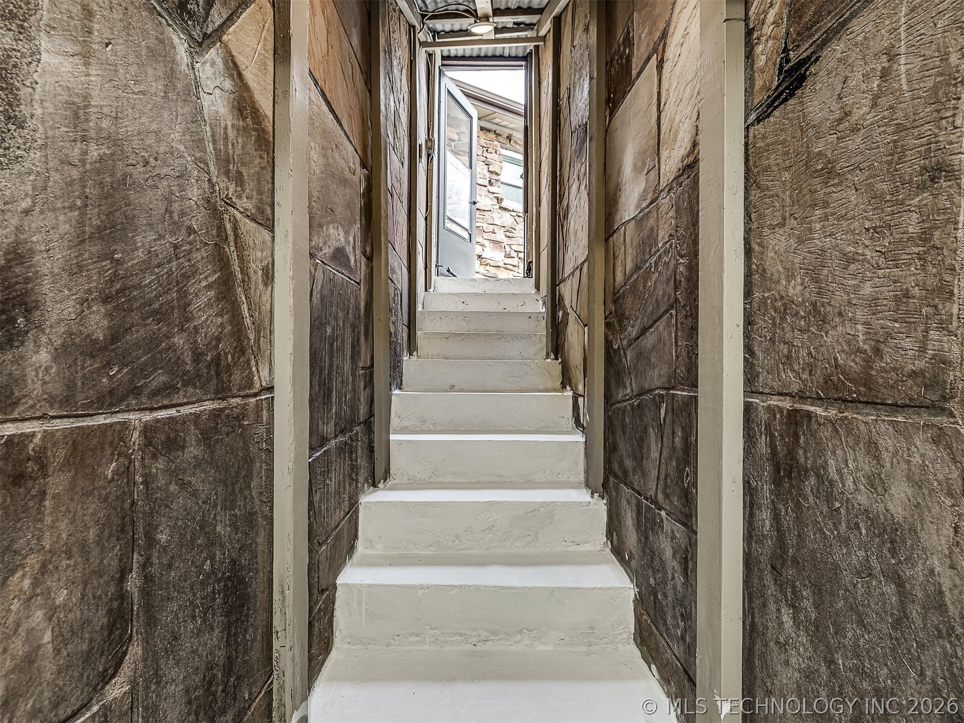 42900 W 11th Street Property Photo 50