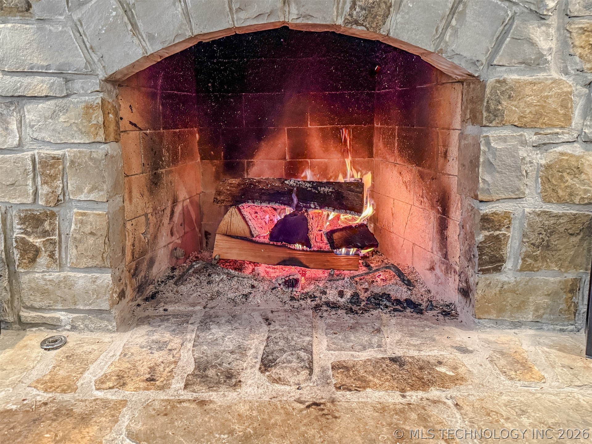 22238 E 843 Road Property Photo 11