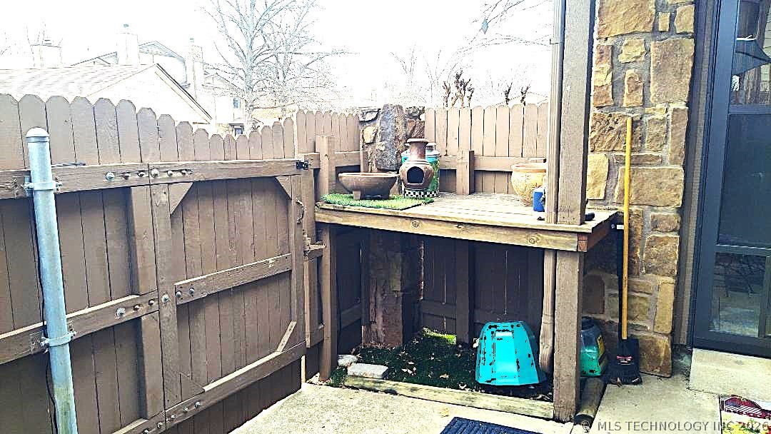 6506 S Memorial Drive 13-e Property Photo 5