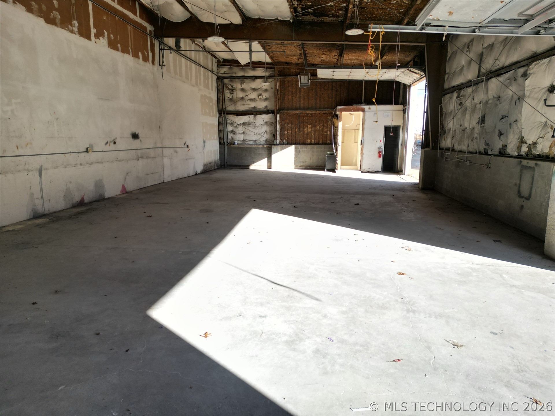 165 S 122nd East Avenue Property Photo 5