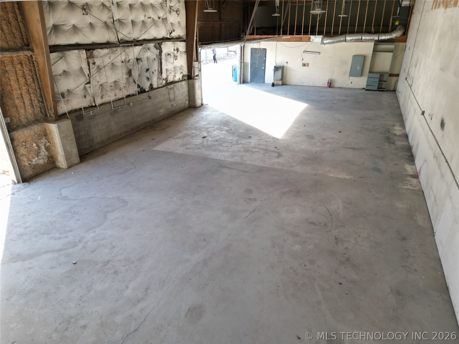 165 S 122nd East Avenue Property Photo 7