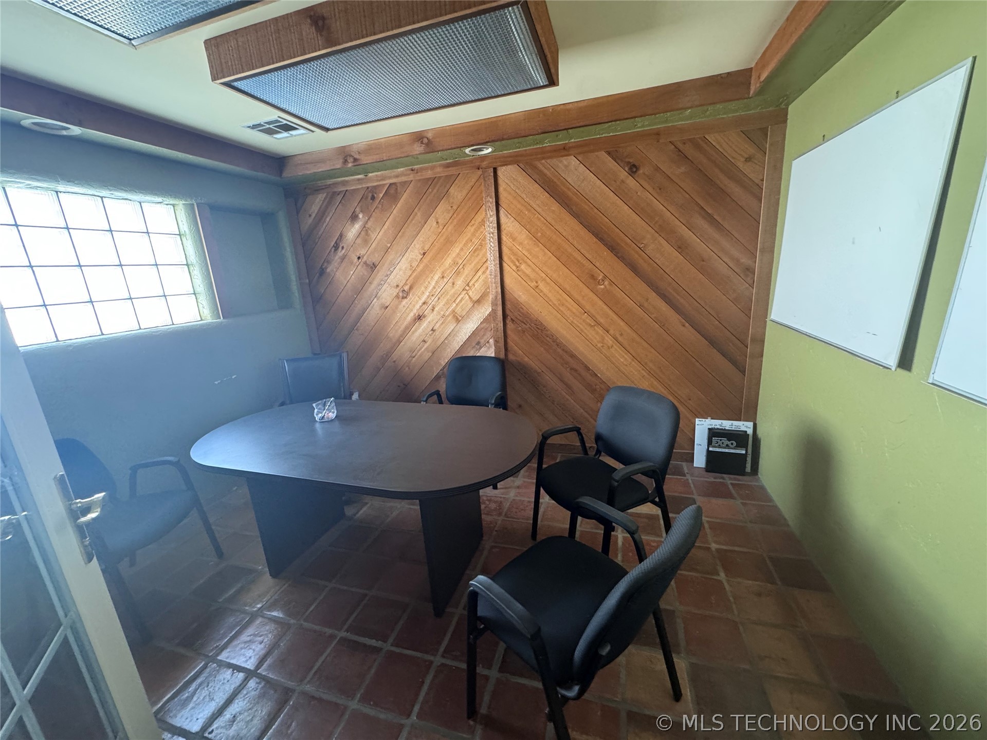 165 S 122nd East Avenue Property Photo 11