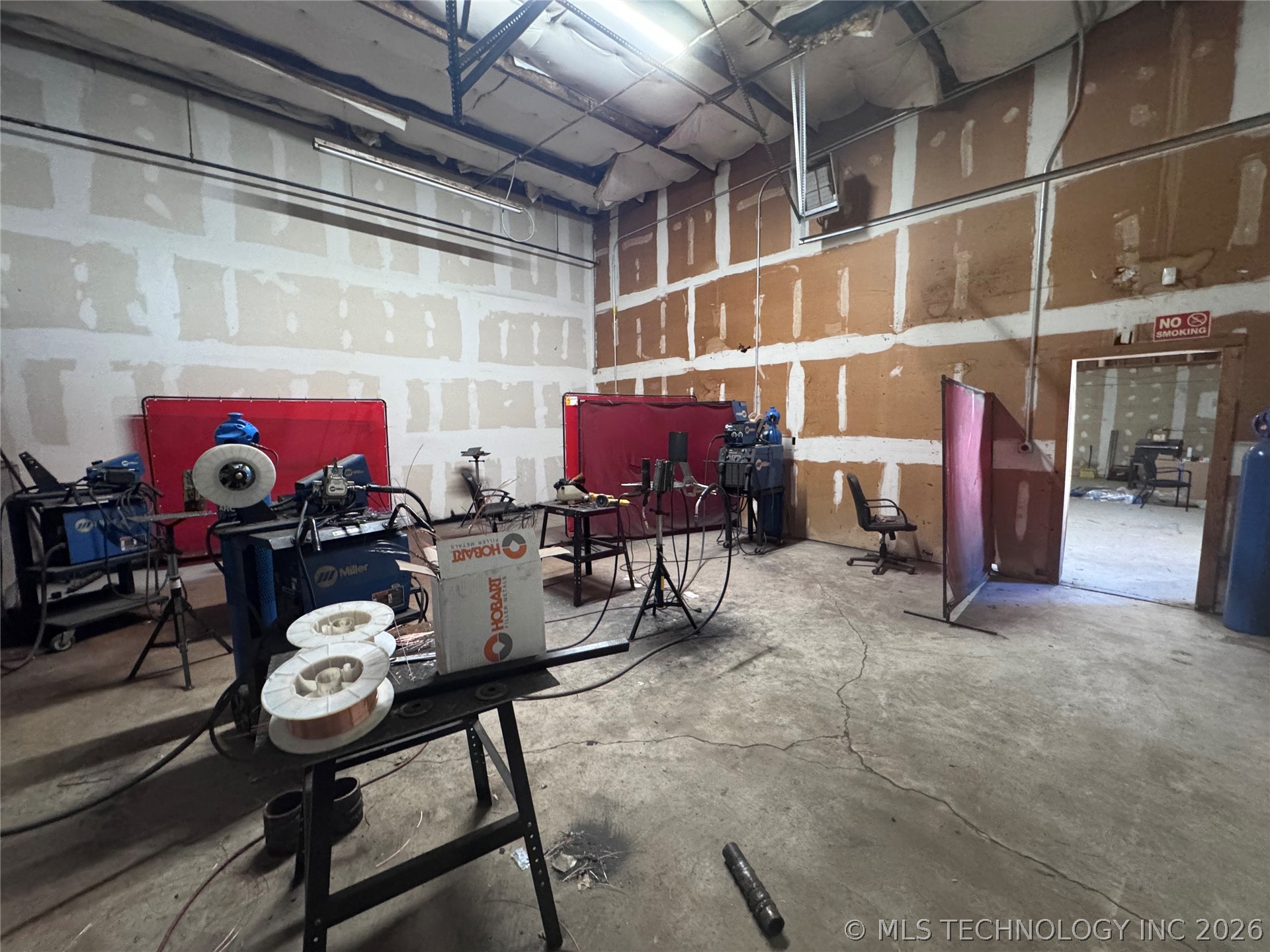 165 S 122nd East Avenue Property Photo 15