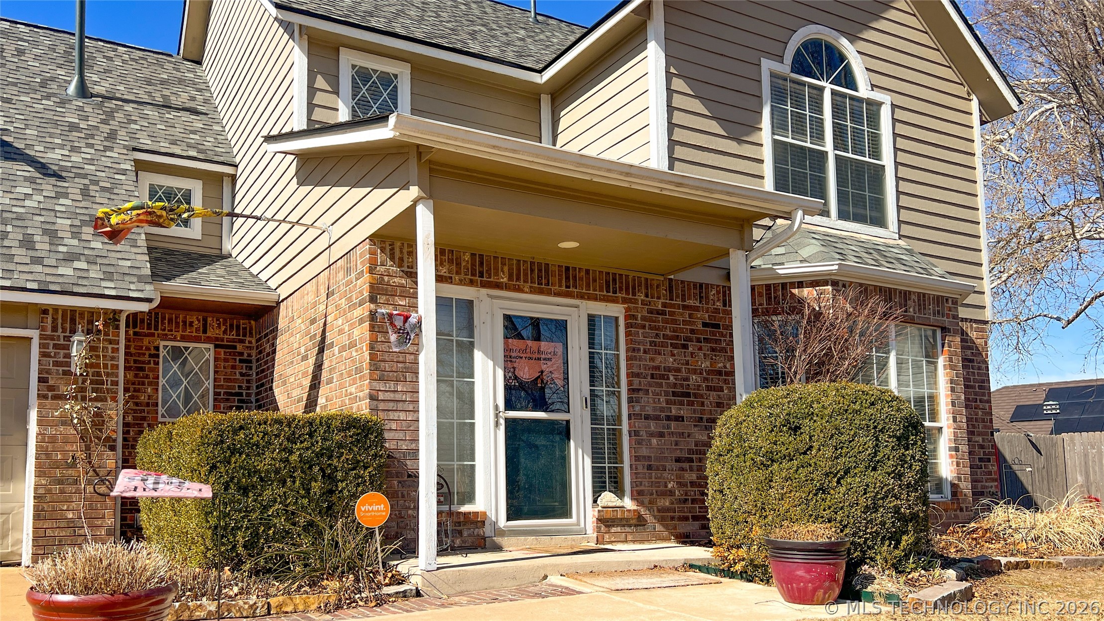 10710 S 83rd East Avenue Property Photo 5