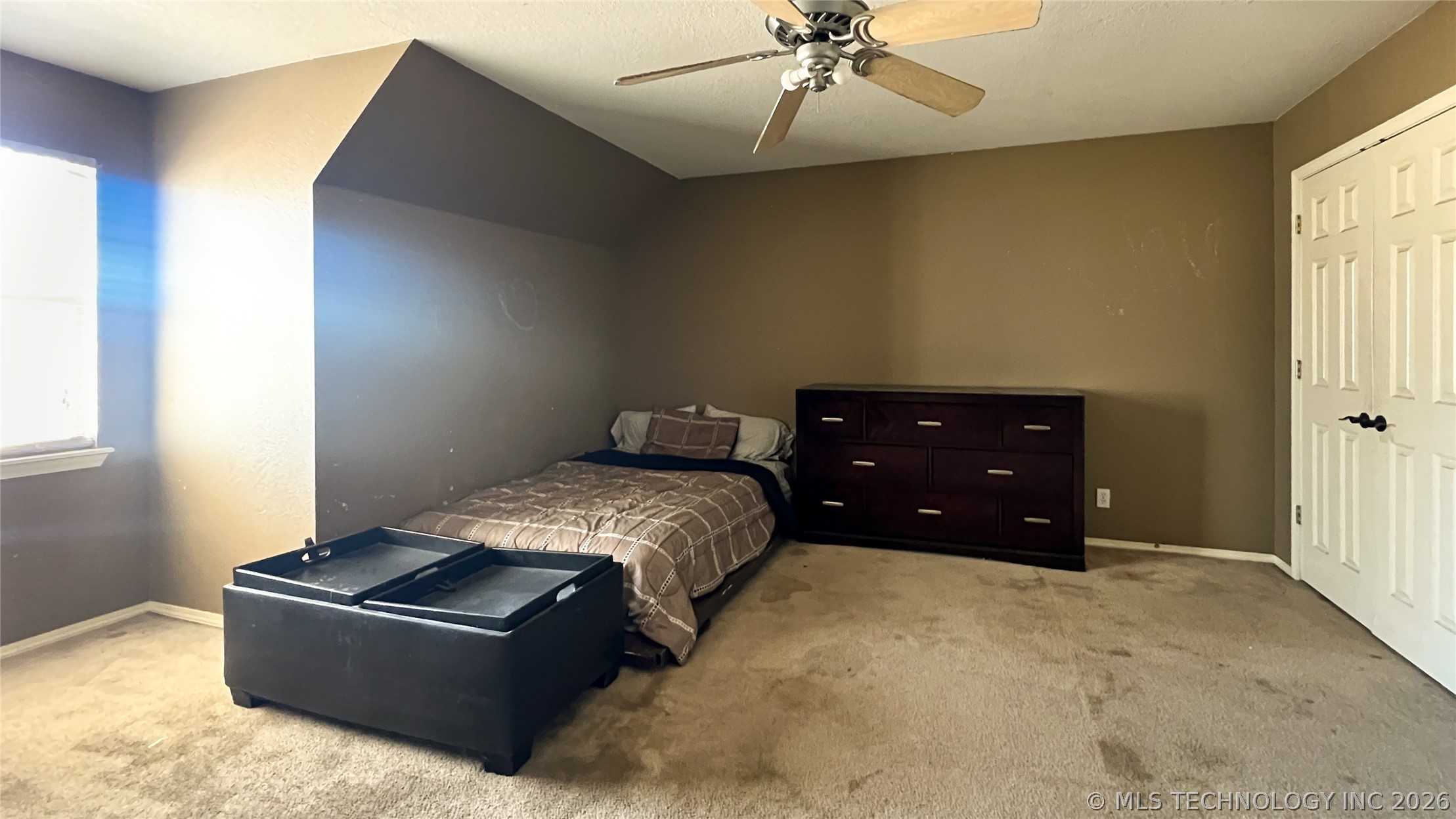 10710 S 83rd East Avenue Property Photo 24