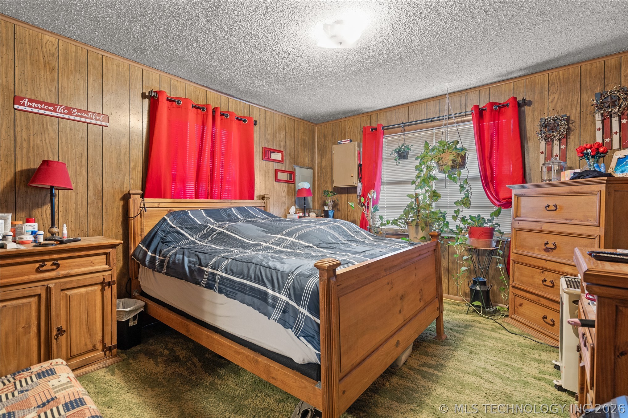 1632 Winton Property Photo 10