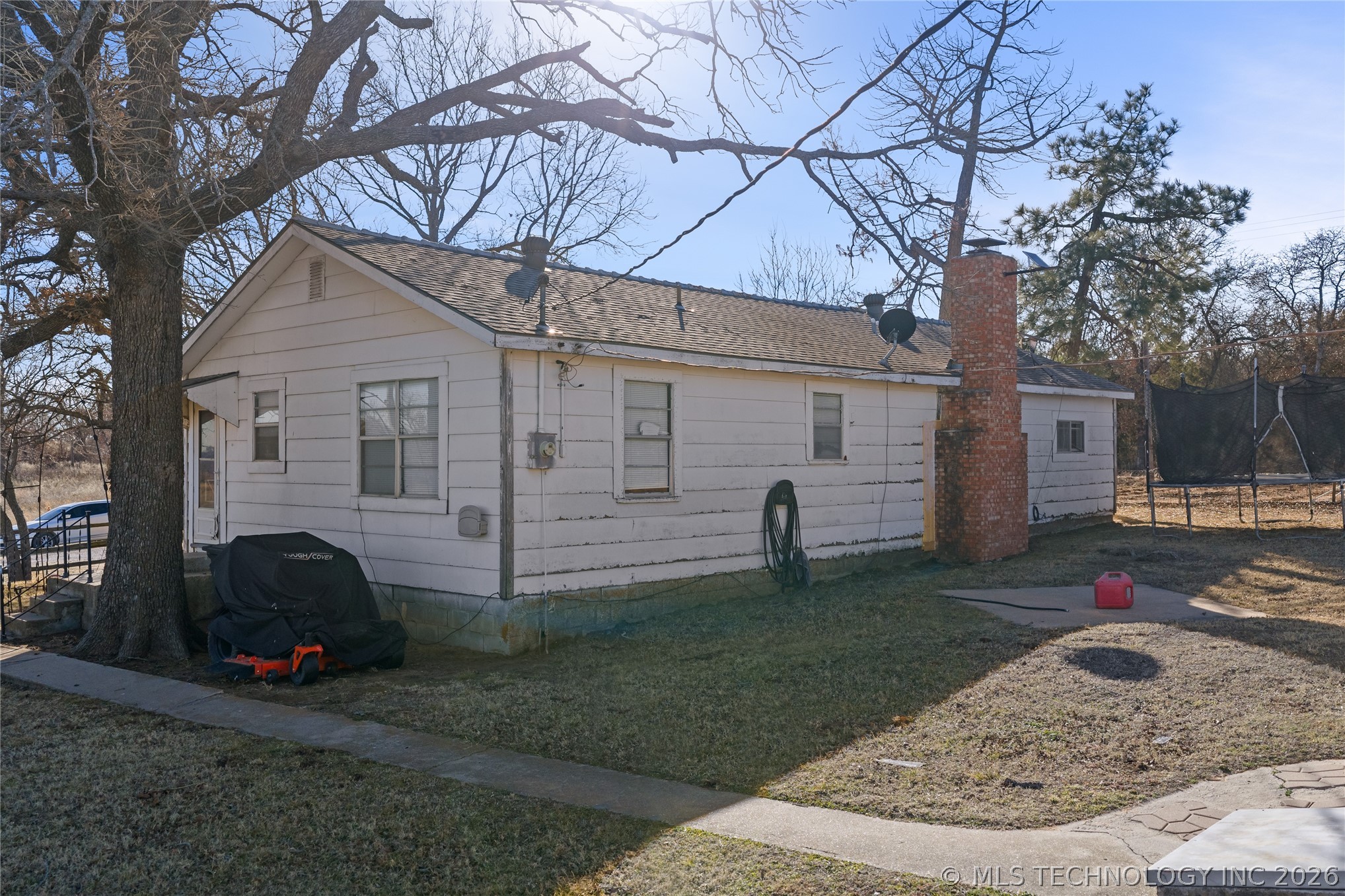 1632 Winton Property Photo 20