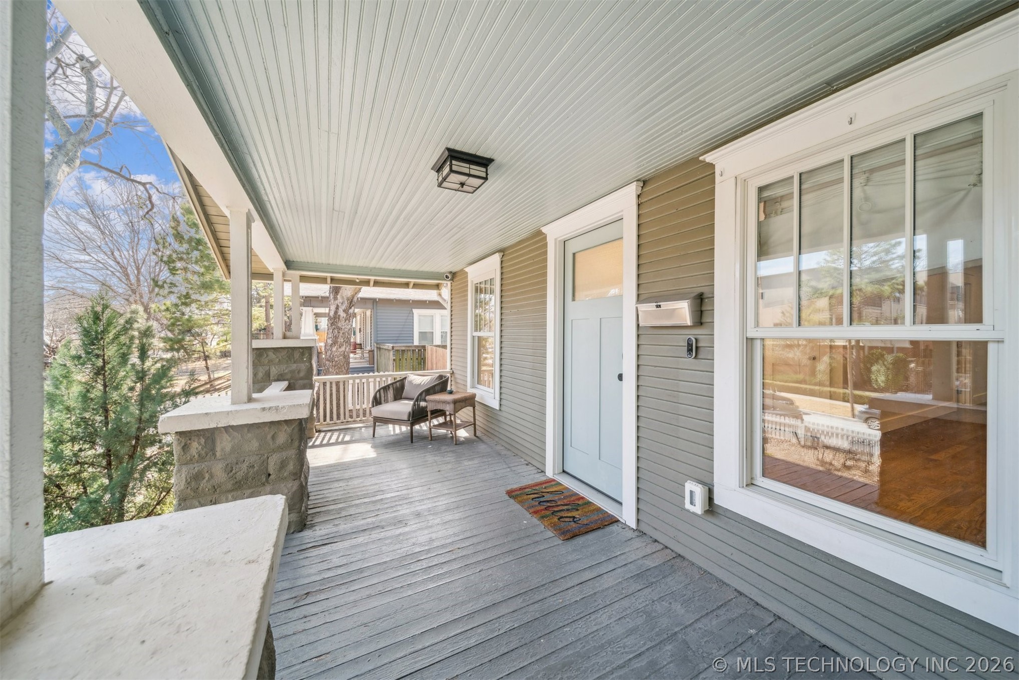 1410 S Saint Louis Avenue Property Photo 3