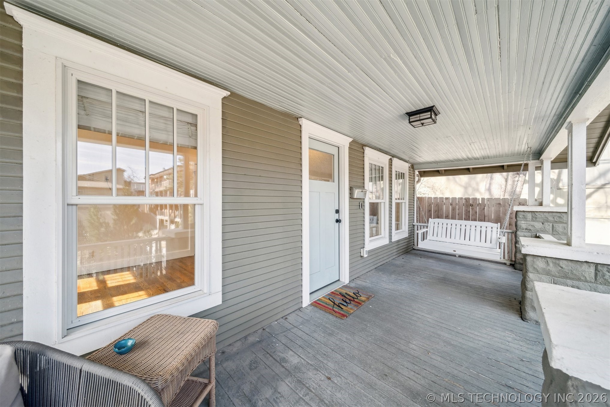 1410 S Saint Louis Avenue Property Photo 4