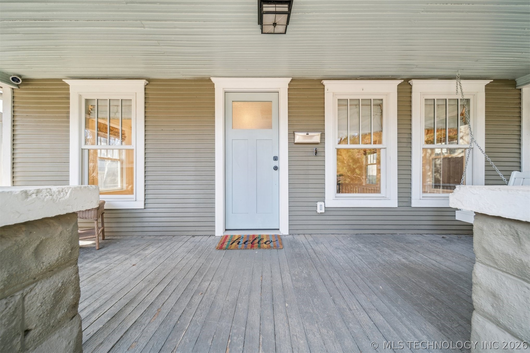 1410 S Saint Louis Avenue Property Photo 6