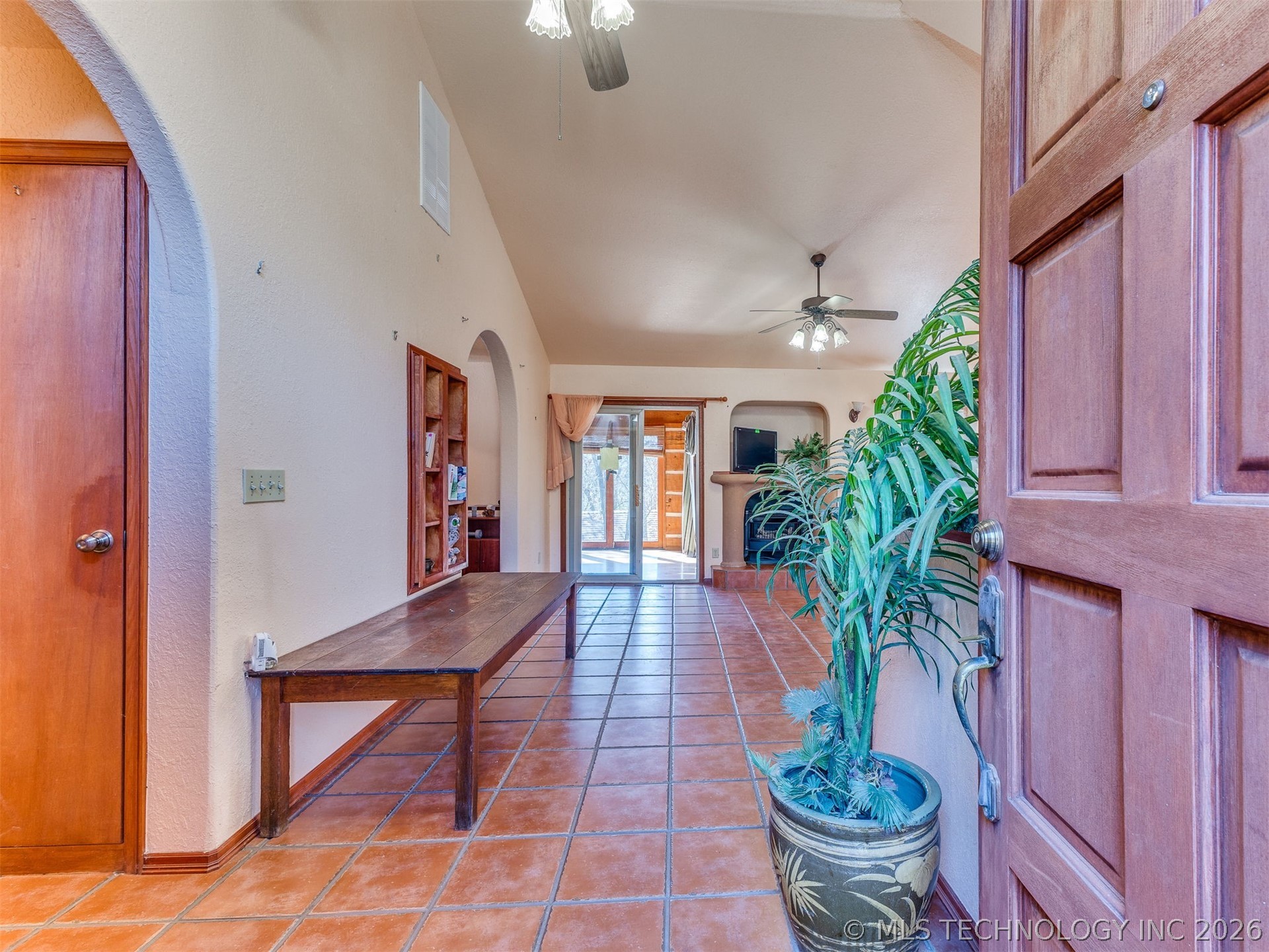8714 Westway Road Property Photo 3