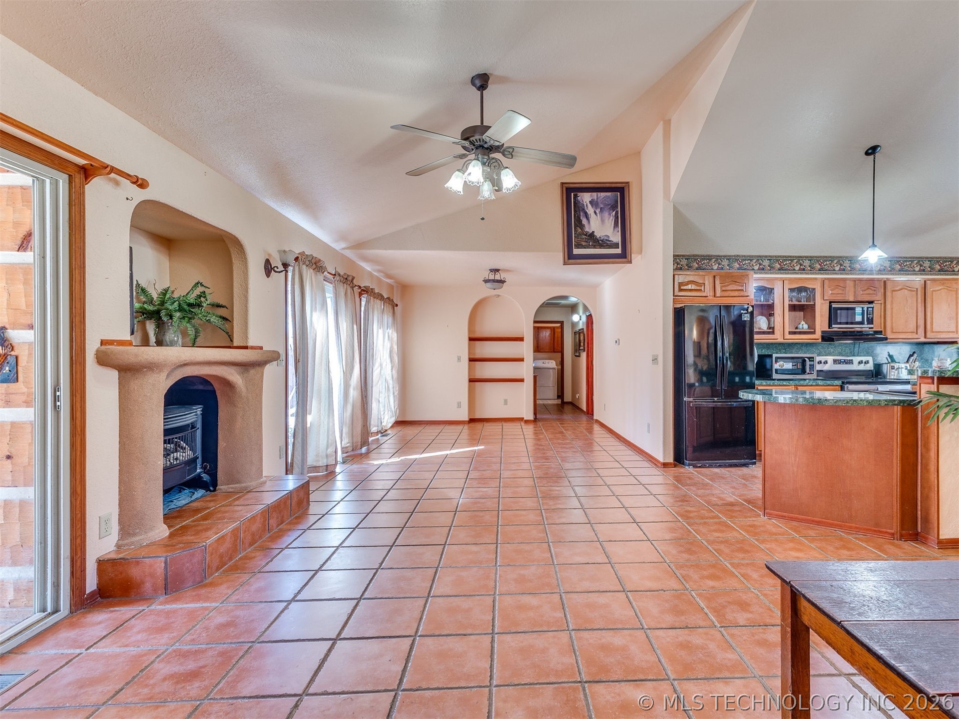 8714 Westway Road Property Photo 6