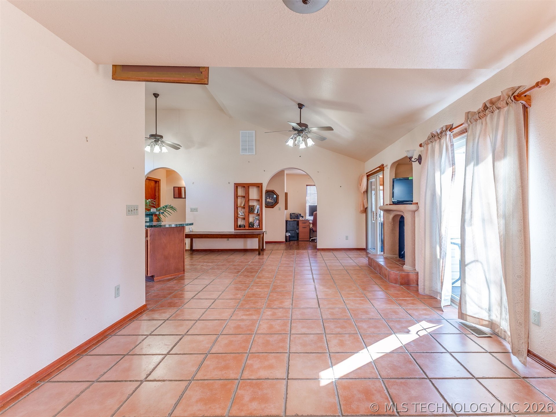8714 Westway Road Property Photo 7