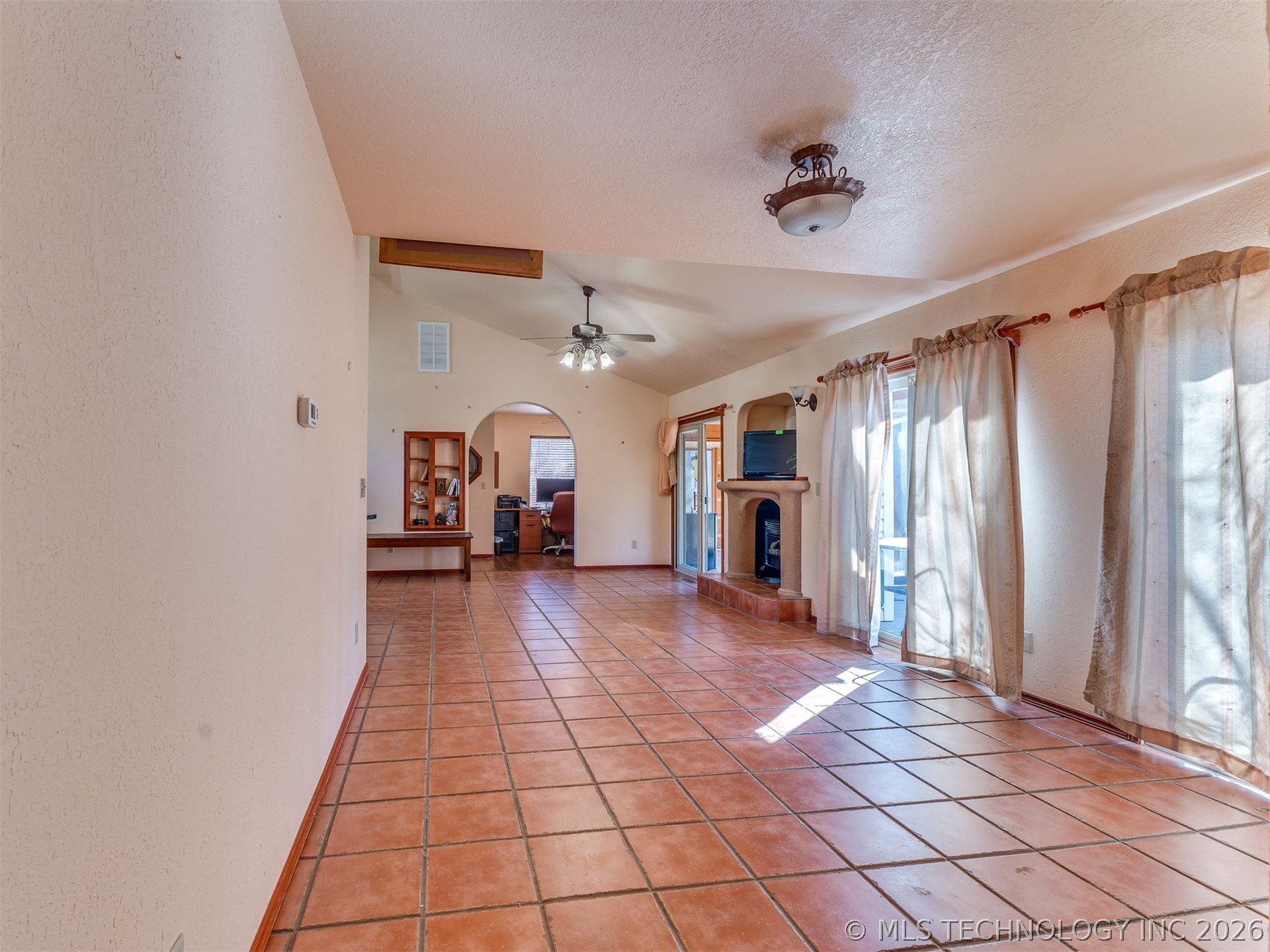8714 Westway Road Property Photo 8