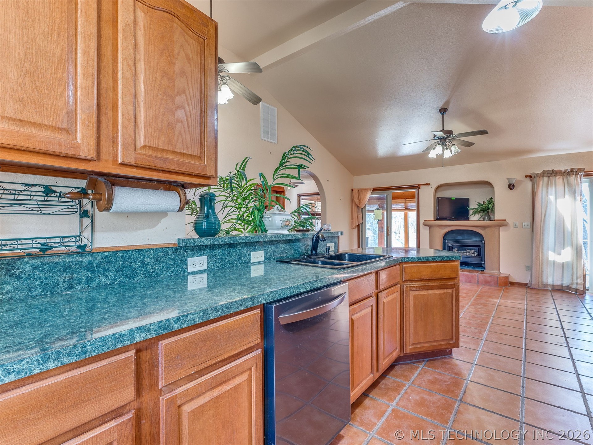 8714 Westway Road Property Photo 15