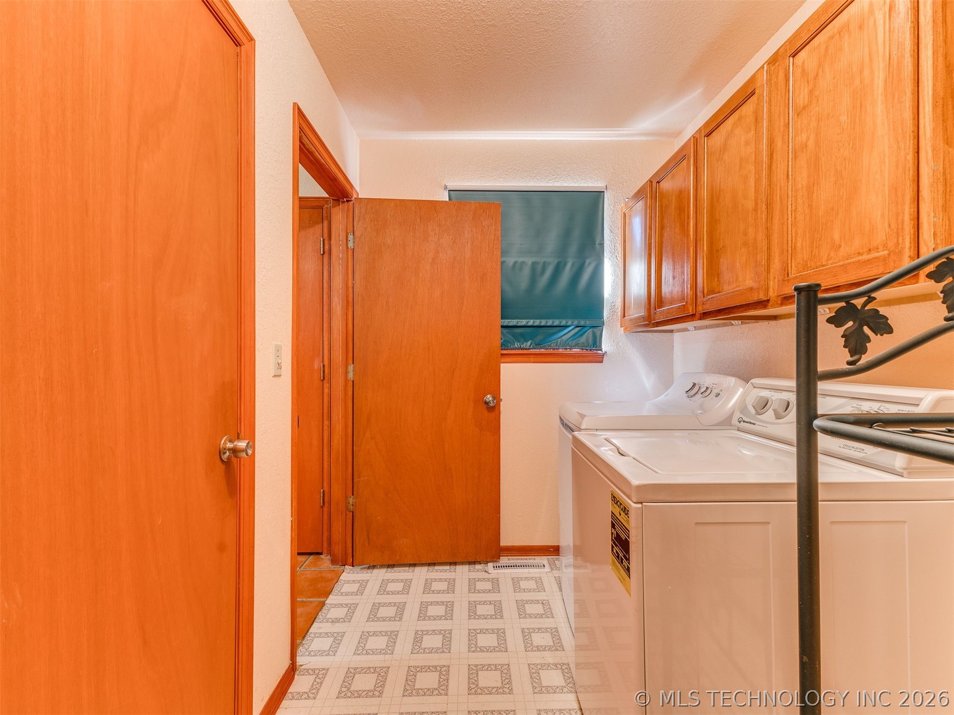 8714 Westway Road Property Photo 21