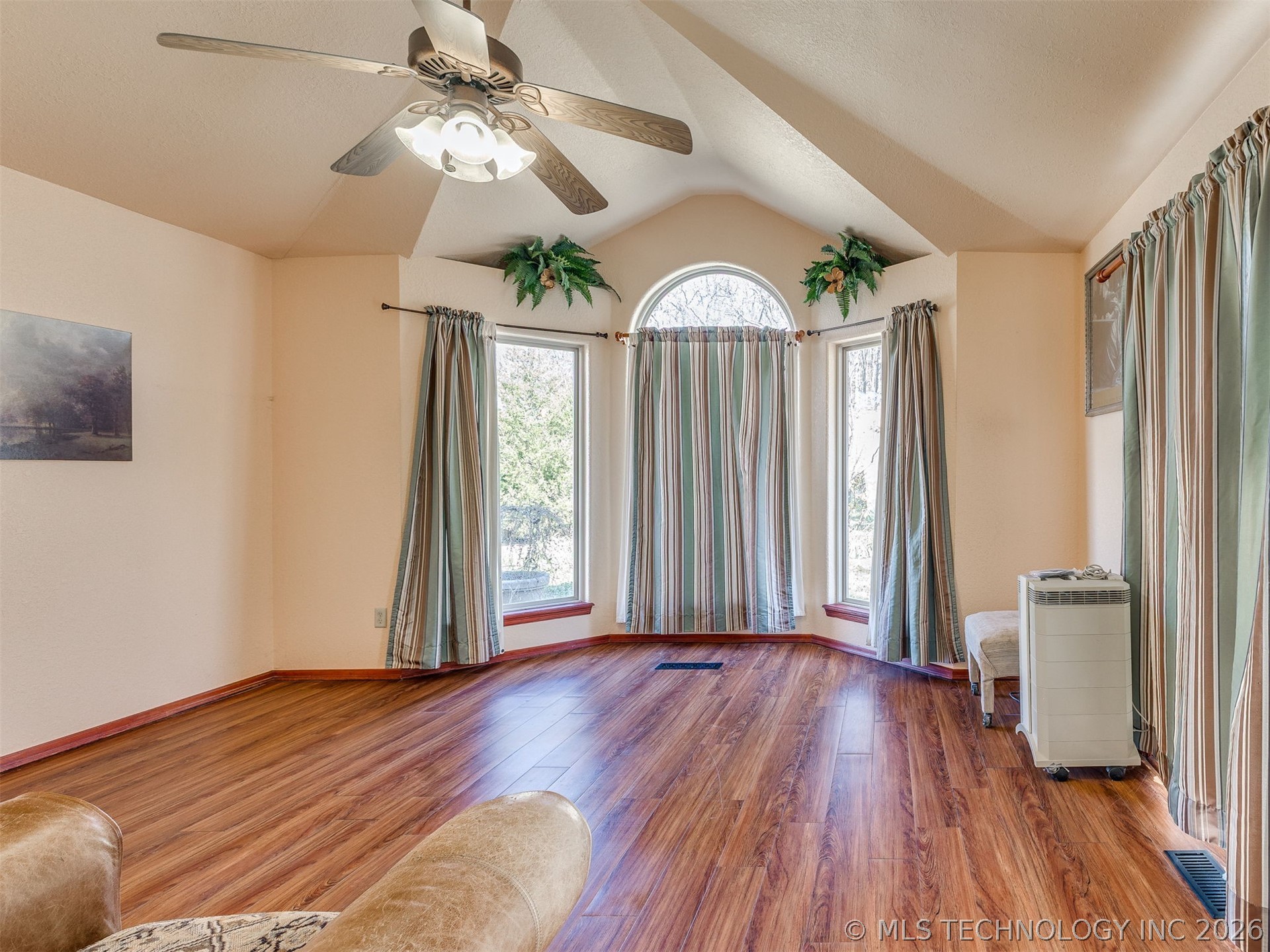 8714 Westway Road Property Photo 28