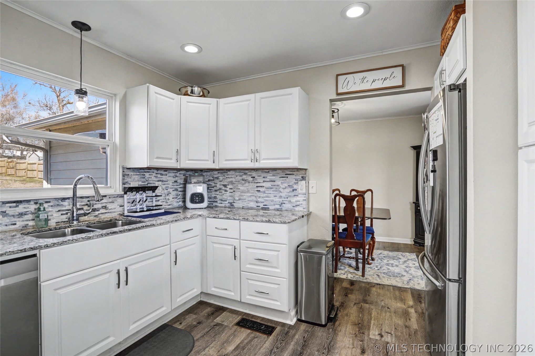 1107 W 4th Street Property Photo 16